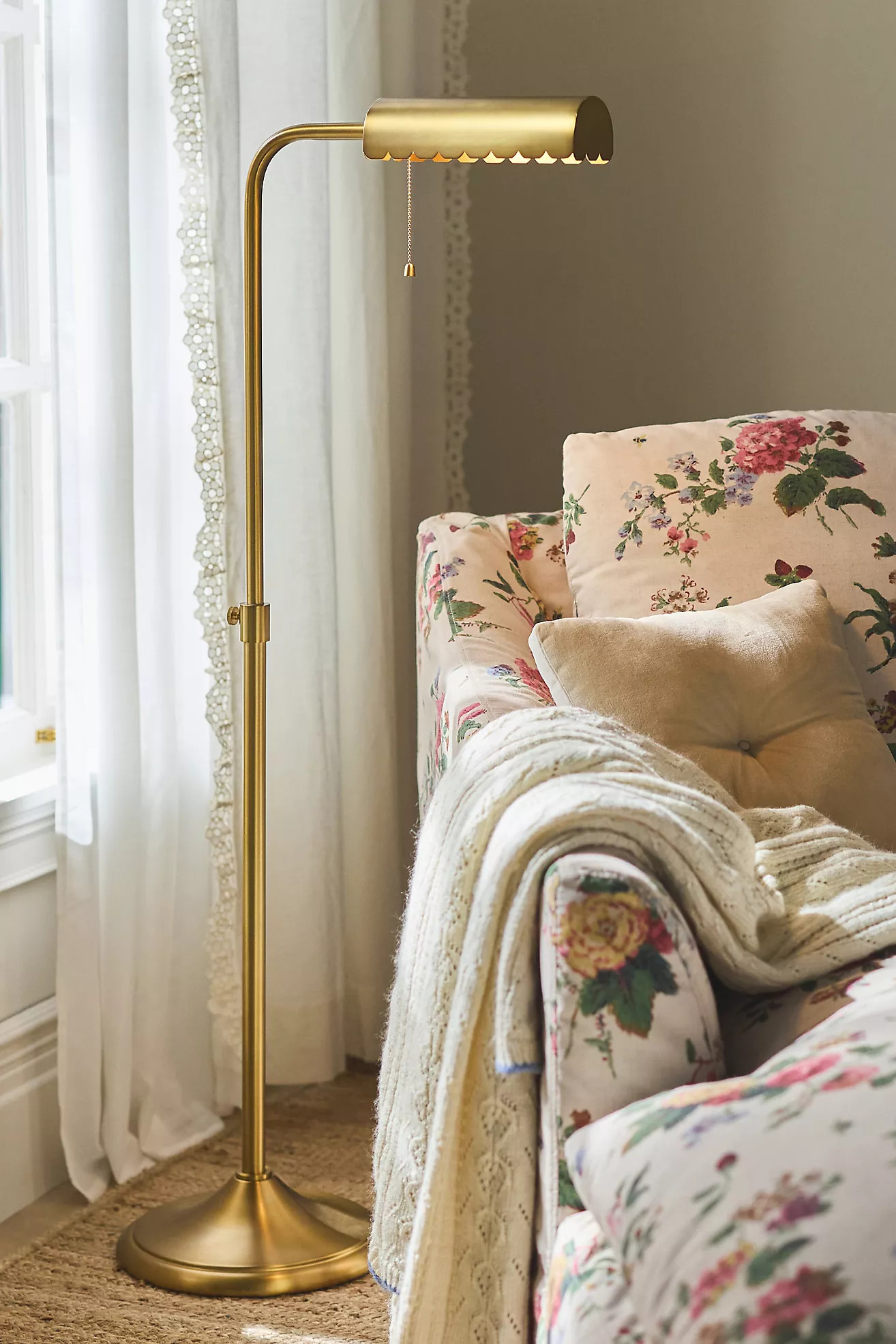 Simone Scalloped Reading Floor Lamp | Anthropologie (US)