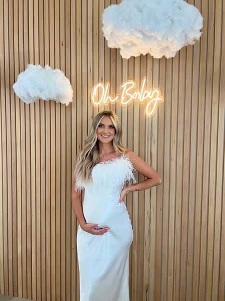 Baby shower feather dress 