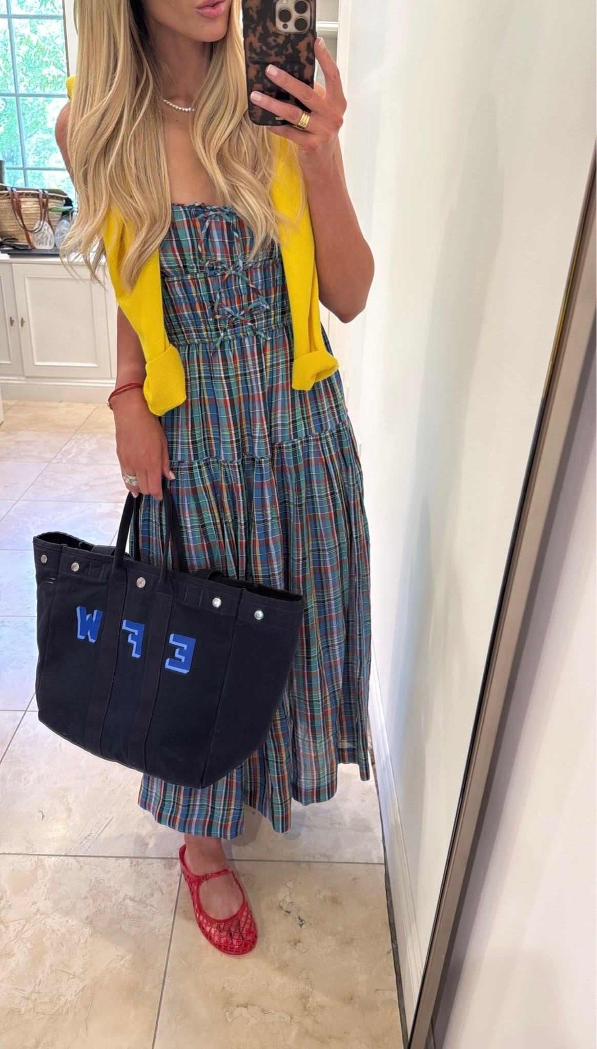 Summer outfit of my dreams! So colorful, so comfy and so elevated.

#LTKootd