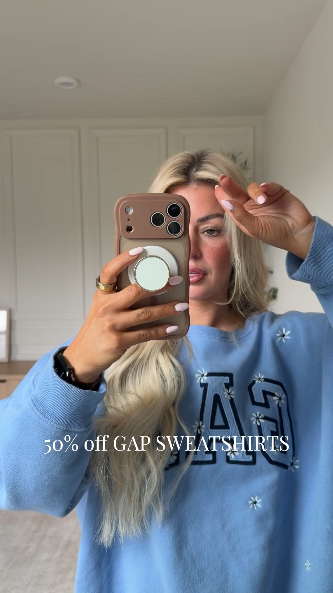 I think I bought every color this year 🤭🤌🏼 they’re so good! Wearing XL for an oversized fit! 


Loungewear, sweatshirt, mom outfit, @gapstyle !

#LTKSaleAlert #LTKootd #LTKU