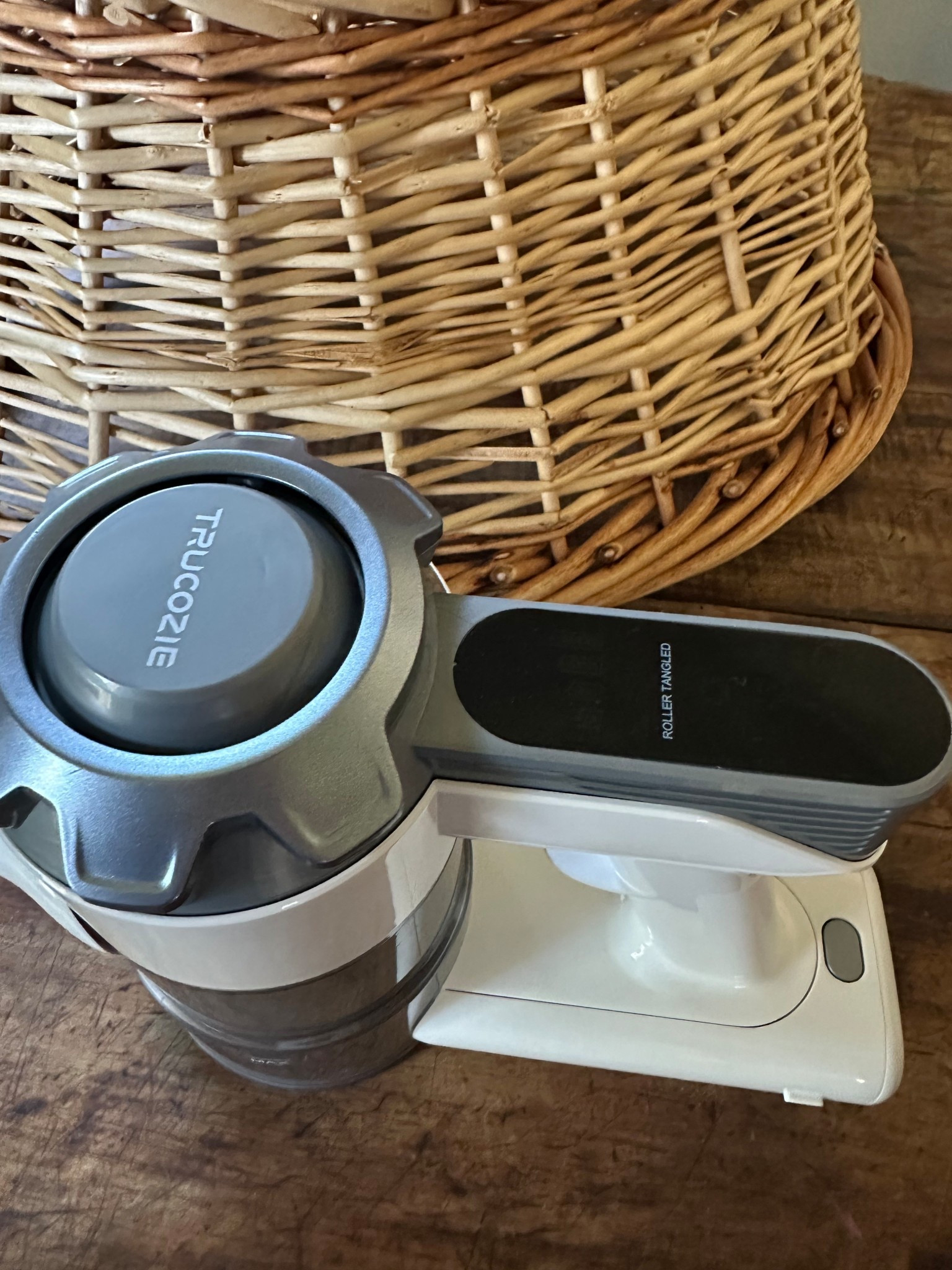 The best stick vacuum !

#LTKSaleAlert #LTKFindsUnder100 #LTKHome