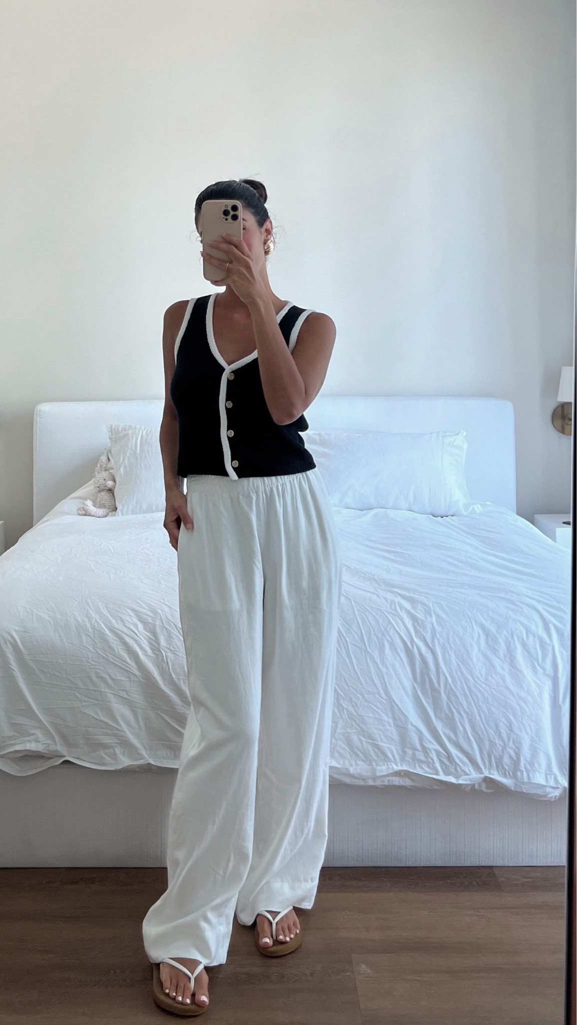 Abercrombie on sale this weekend 🖤🖤🖤 wearing xs in top and xs regular in bottom. Top is selling out but linked similars that are just as cute. Linen pants are not see through, great quality xx

#LTKSaleAlert #LTKFindsUnder50 #LTKFindsUnder100