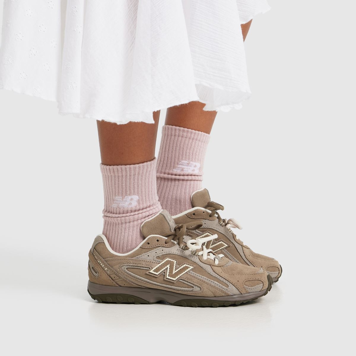 Womens Mushroom & Arid Stone New Balance 204L Trainers | schuh | Schuh