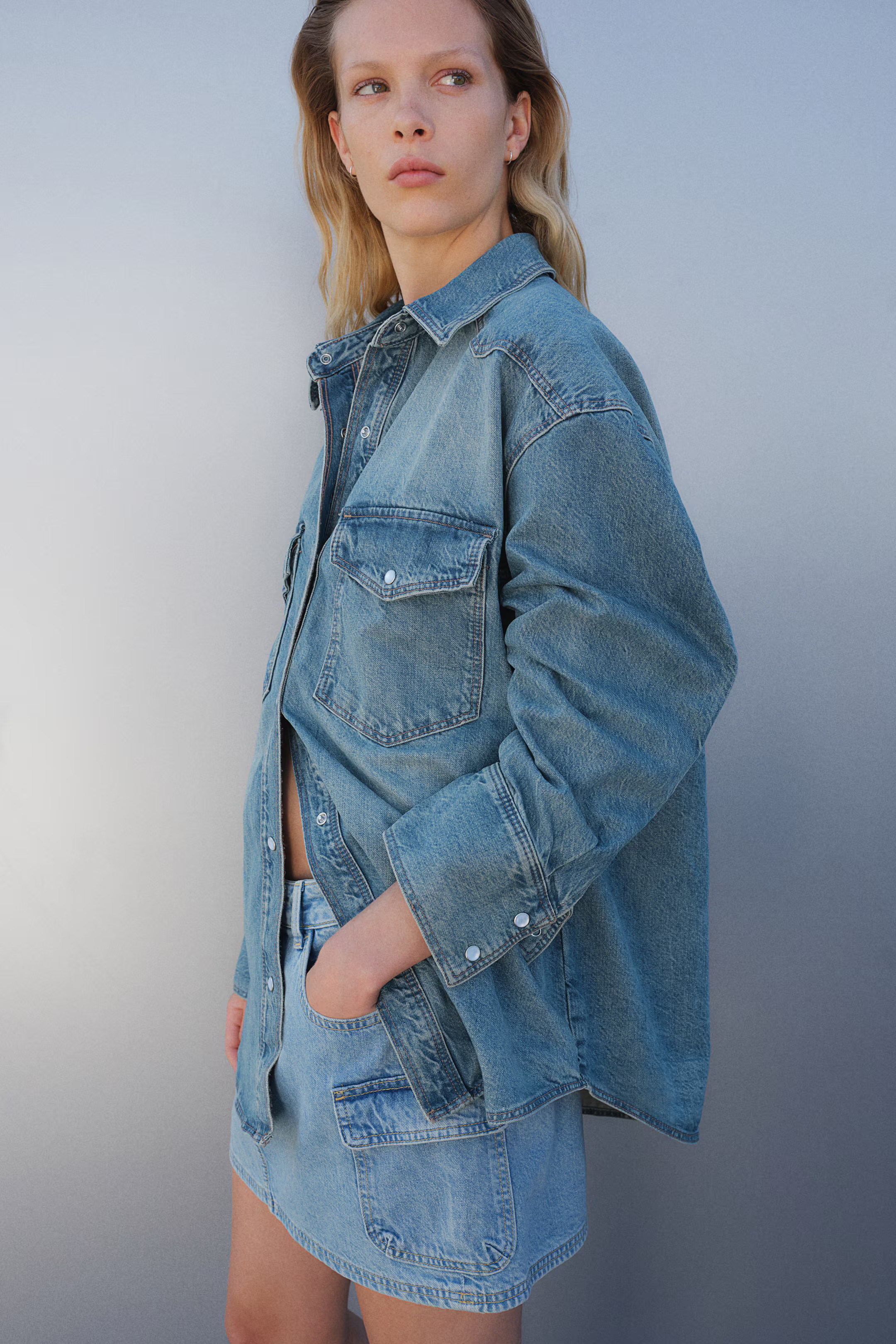 Oversized Denim Shirt - Light denim blue - Ladies | H&M US | H&M (US + CA)