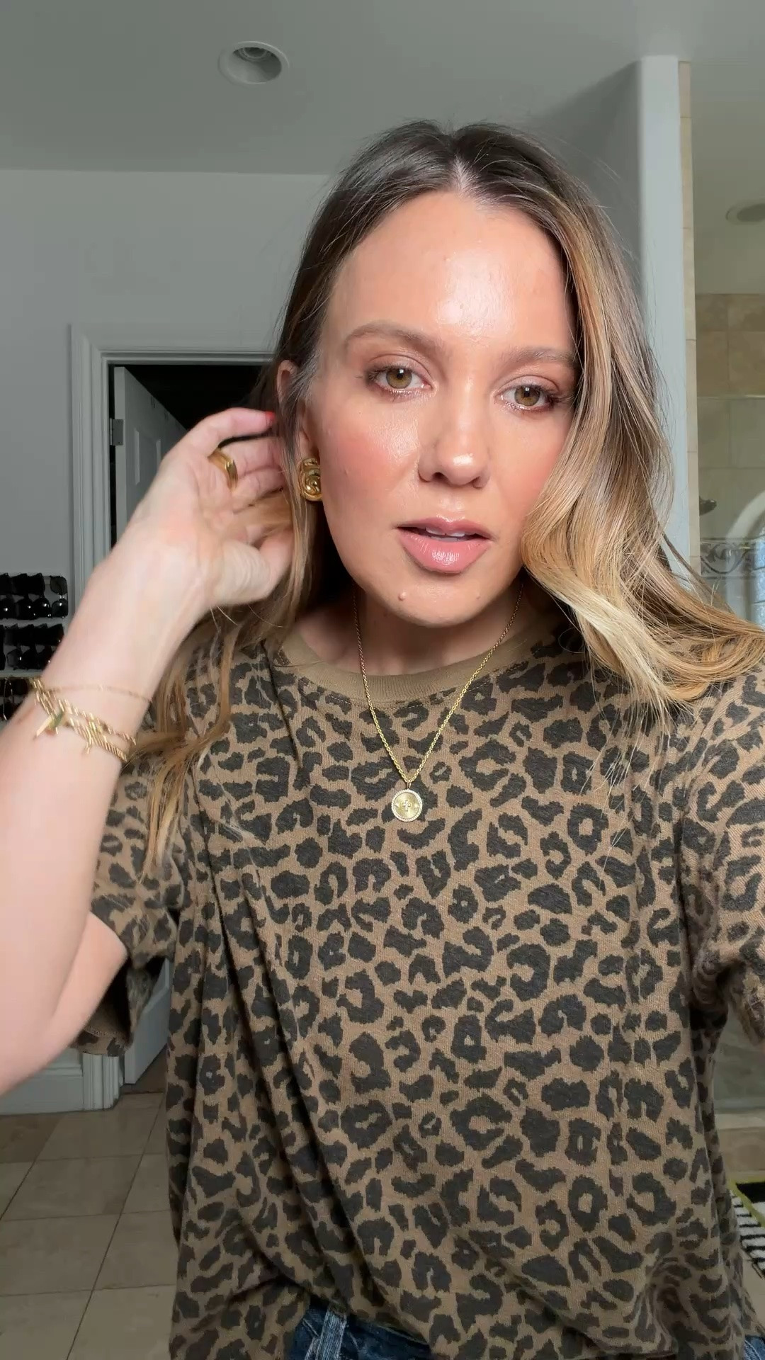 My new favorite combo for setting your makeup! Buy online, pick up in store or get save day delivery when you sign up for @Sephora’s insider program. #sephorapartner