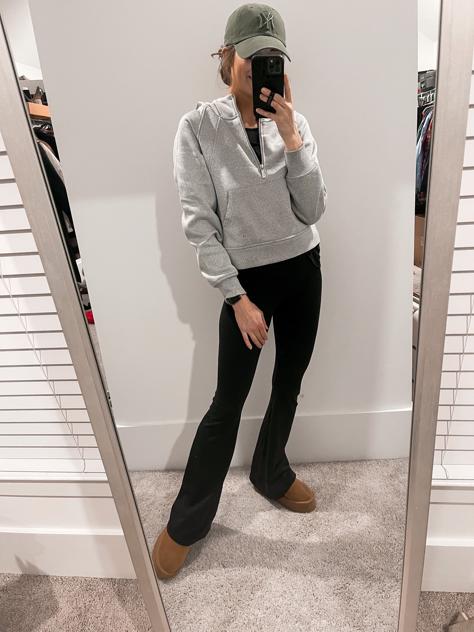 Leggings 25% off code : LTKSPRING
I’m in a small tall! 

#LTKSale #LTKSeasonal #LTKFind