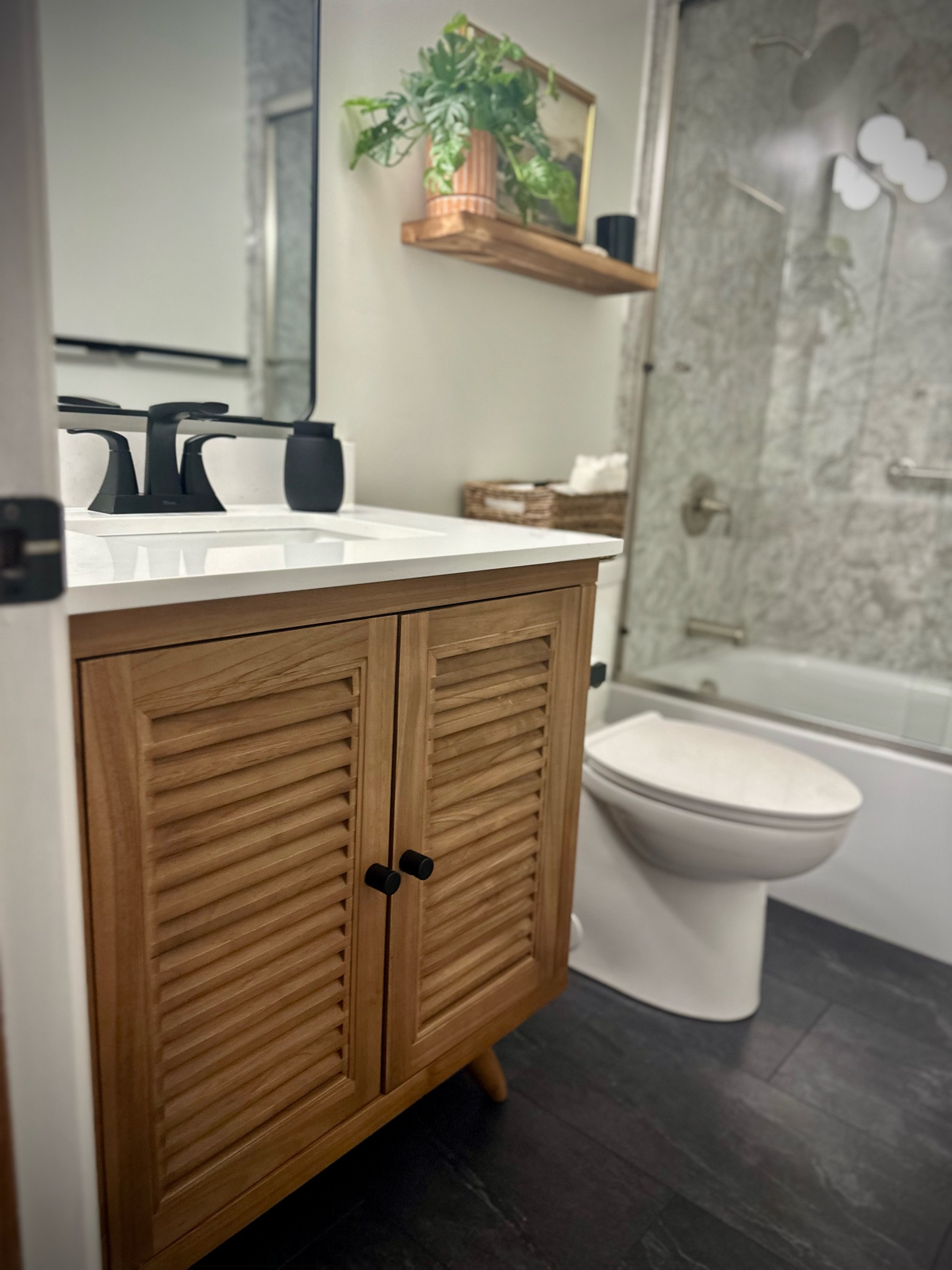 Modern vanity 

#LTKhome