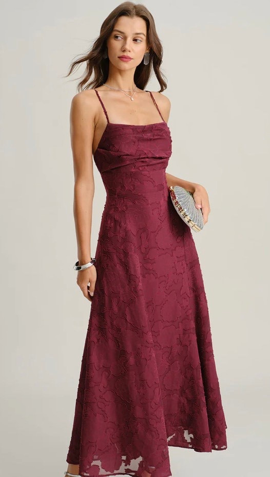 The rich color, flattering fit, and romantic vibe make it the perfect Valentine’s Day date-night look. ❤️

valentines outfit women
Date night outfitt

#LTKSeasonal #LTKWedding #LTKValentine