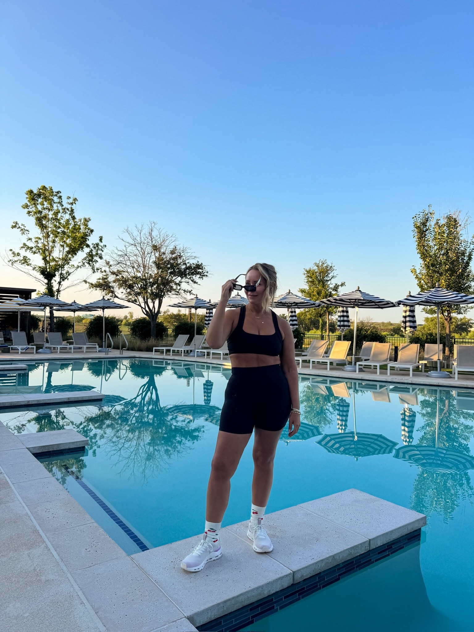 Living the life at LTK con! Best part is this workout set from Abercrombie. 

#LTKCon #LTKPetite #LTKSaleAlert