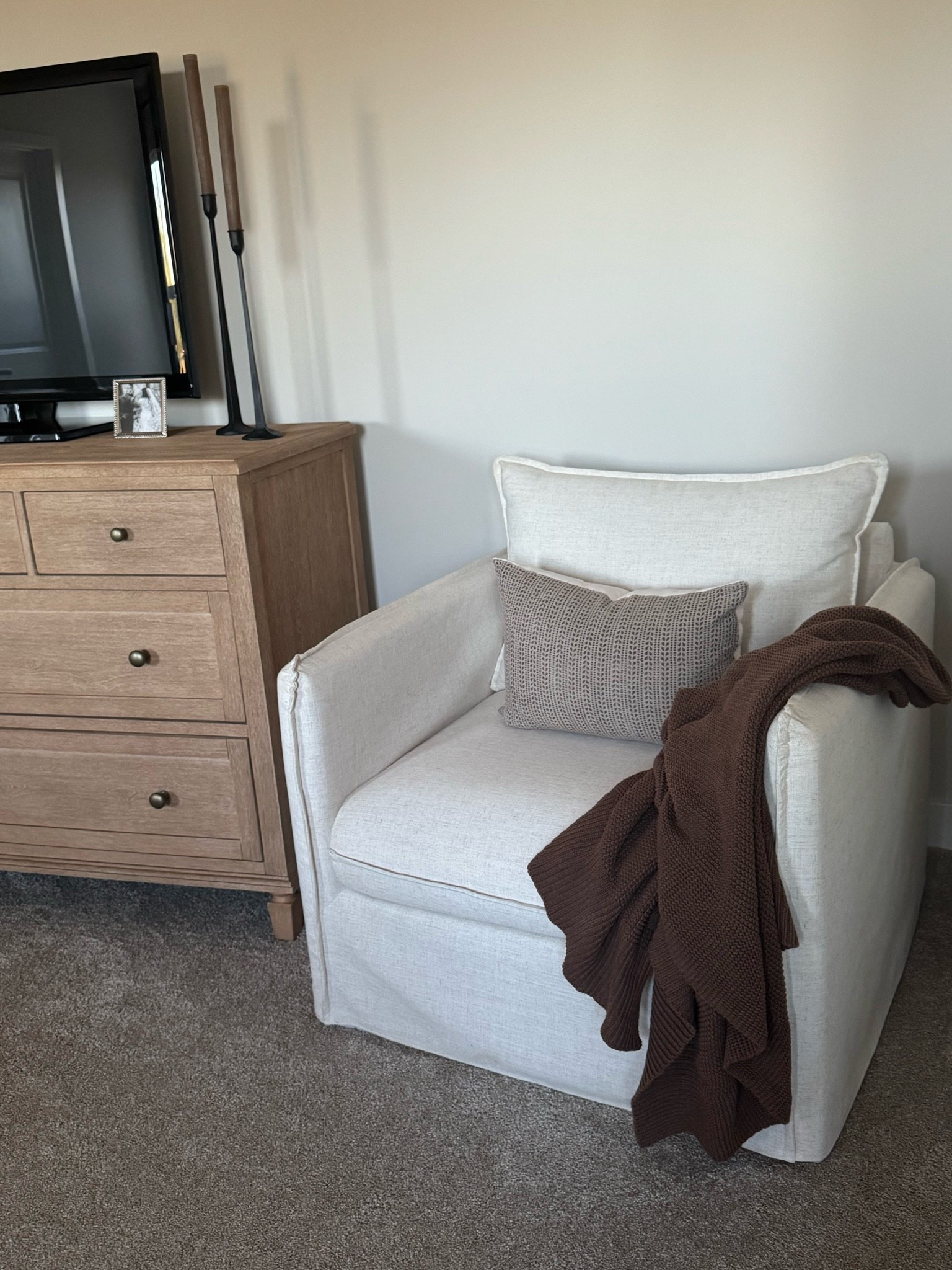 Cream chair, linen chair, accent chair, chair, brown knit blanket, brown floral pillow cover, pillow insert, lumbar pillow

#LTKSaleAlert #LTKHome #LTKOver40