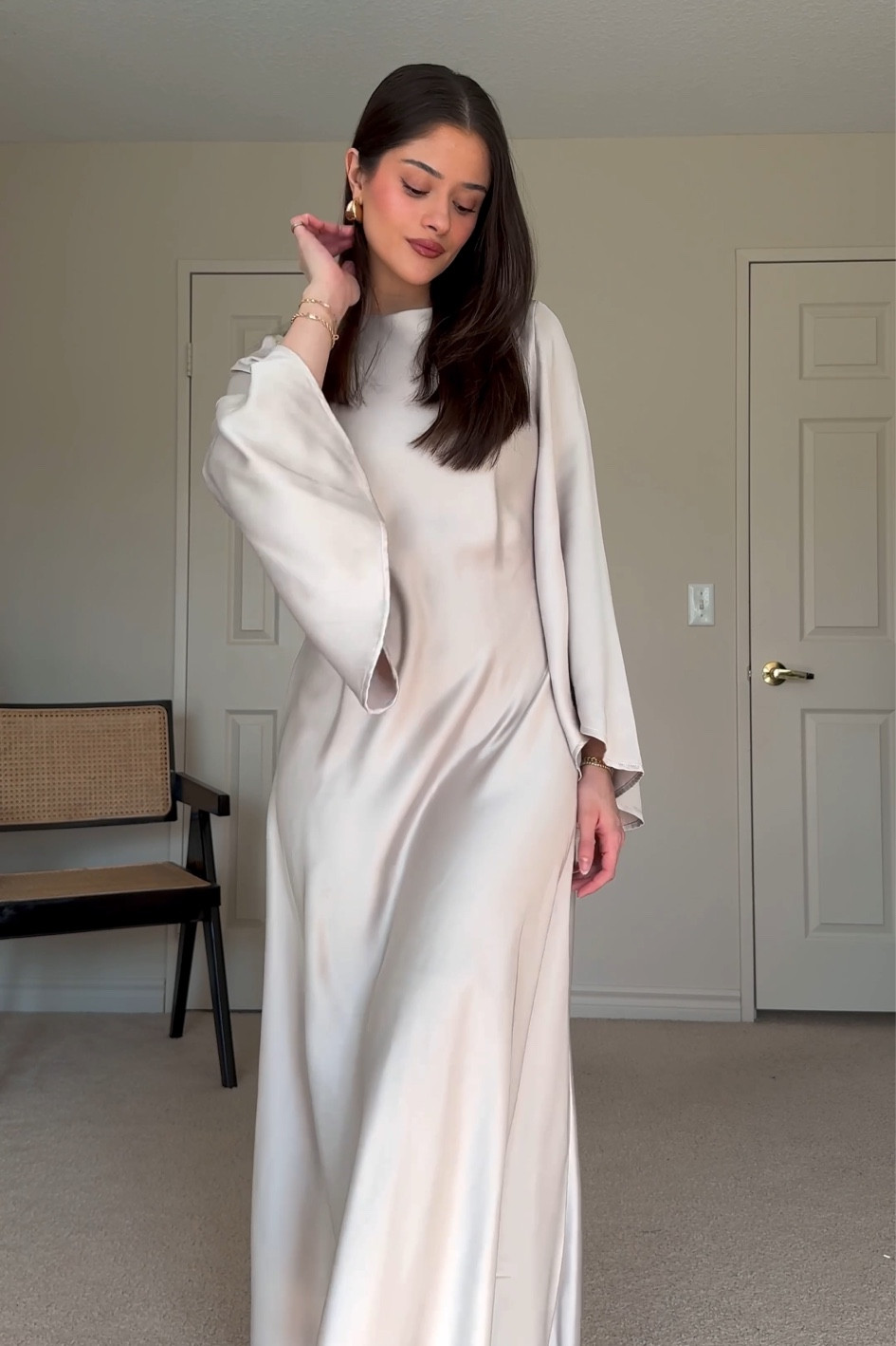 Flare sleeve satin maxi dresss