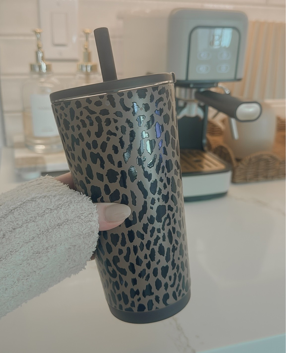 Our new iced coffee tumbler for Fall🍂🤎

#LTKdayinmylife #LTKTravel #LTKHome