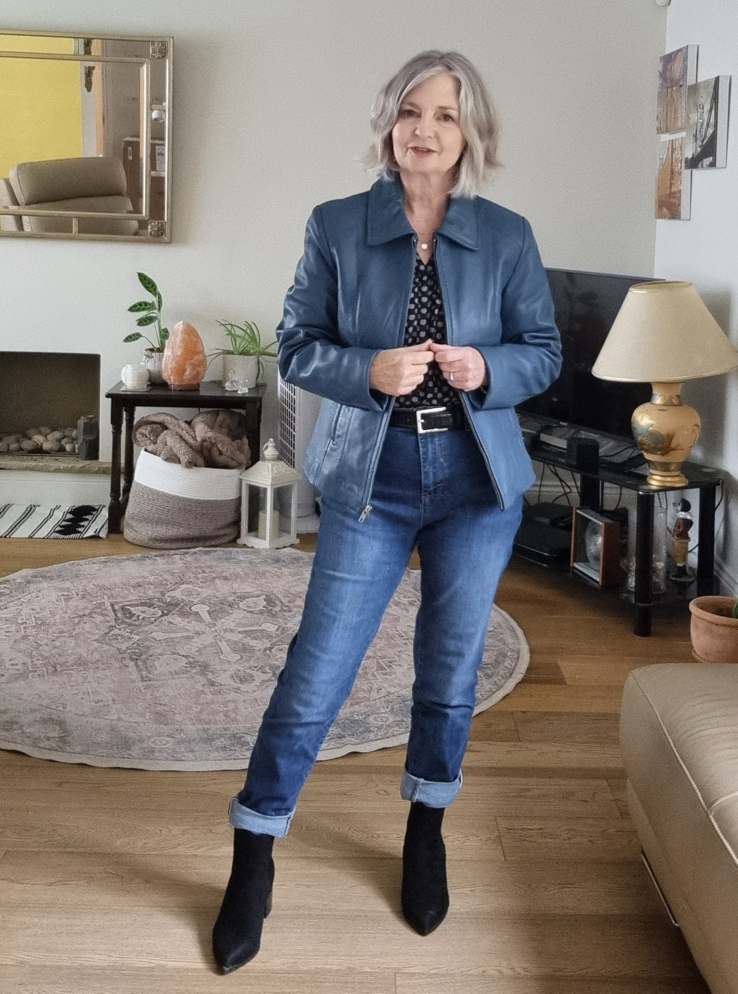 Leather collar jacket, skinny blue jeans, leather belt, blouse, point toe chunk boots

#LTKeurope #LTKSeasonal #LTKstyletip