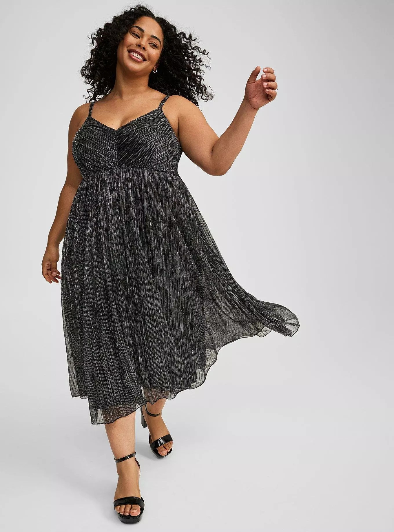 Tea Length Sleeveless Dresses | Torrid (US & Canada)