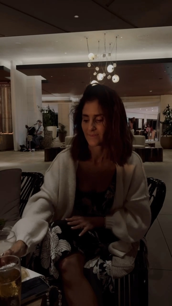 This cardigan has been on repeat all of this trip🙌🏼

#LTKSeasonal #LTKTravel #LTKStyleTip