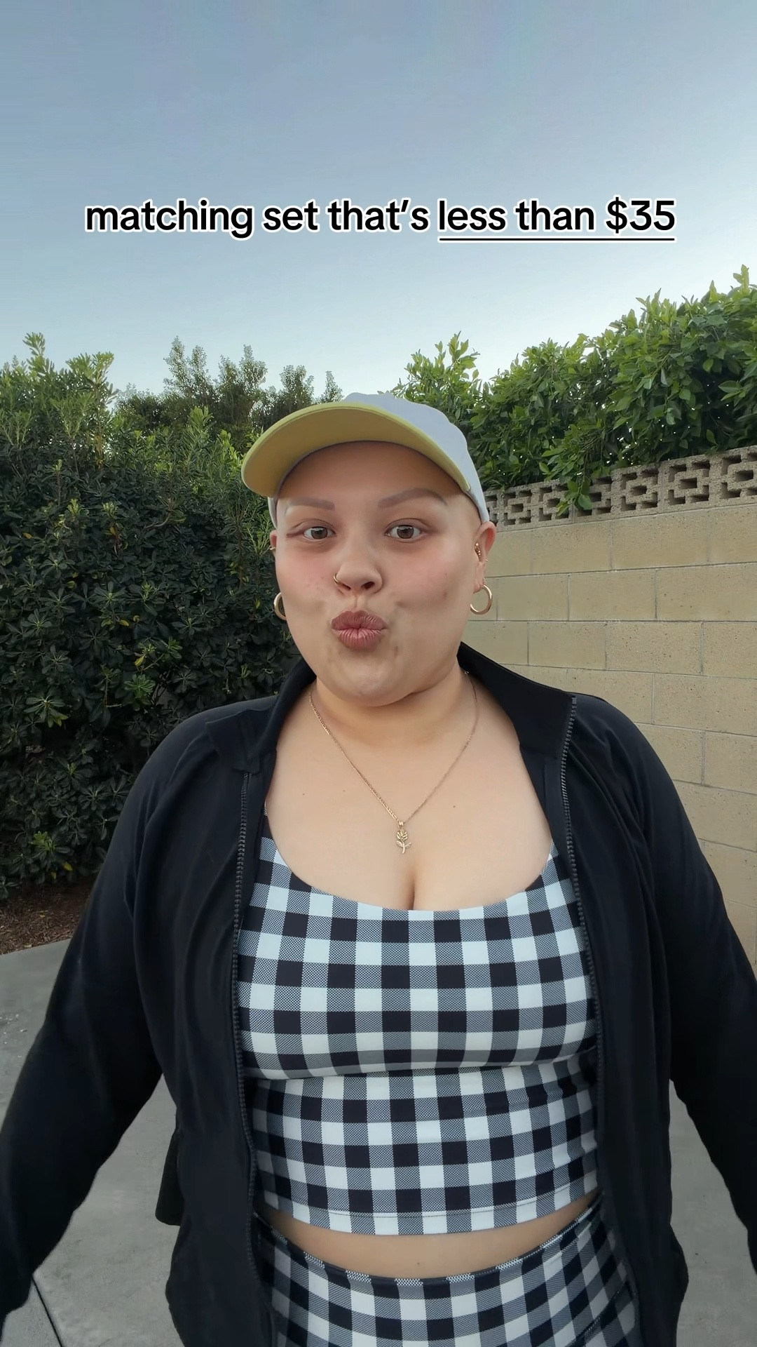 wearing an XL in all items (they run kinda big!) 🩷🩷

plus size athleisure, gingham matching set, affordable workout sets, easy summer outfits

#LTKSaleAlert #LTKfitnessgoals #LTKPlusSize