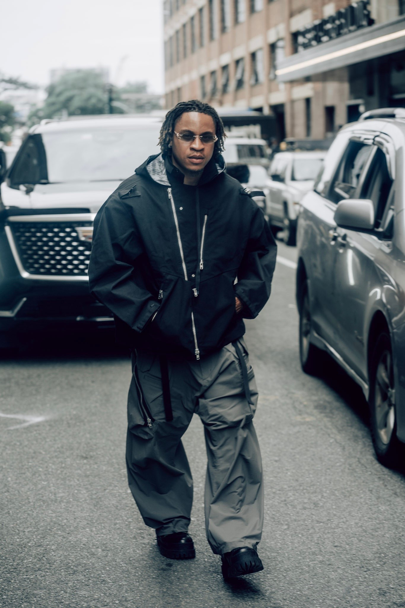 Styled babe for Day 2 of NYFW - we love structural fashion weeeuhh 👌🏾 Acronym head to toe the complex construction is unmatched 

#LTKMens