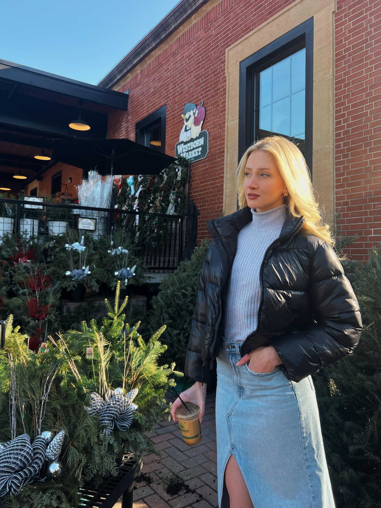 Christmas tree shopping🌲

Sweater: Thrifted (no tag)
Shoes: Thrifted 90s Tommy Hilfiger Boots

#LTKstyletip #LTKSeasonal #LTKfindsunder50