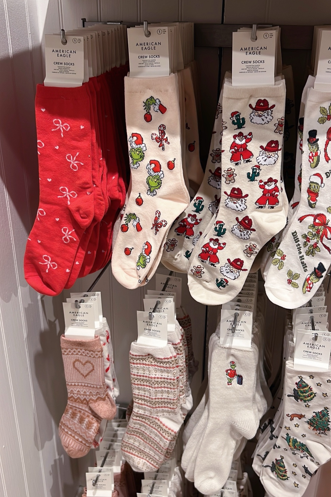 Cutest holiday socks at American Eagle!! ✨🥹

#socks #pajamas #americaneagle #aerie #christmas #holiday #giftguide #snoopy  

#LTKShoeCrush #LTKGiftGuide #LTKHoliday