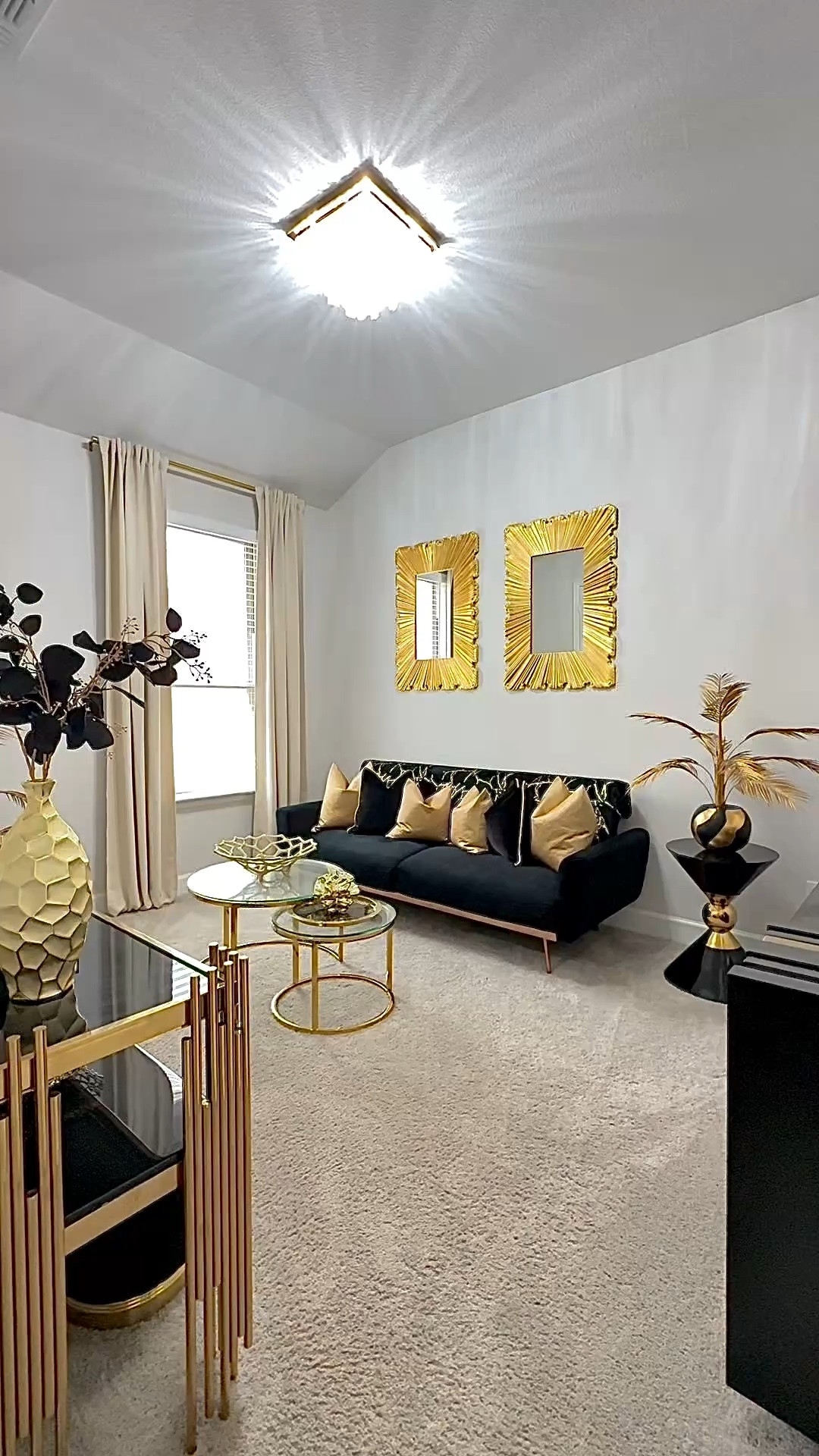 Black and gold interior inspiration 🖤✨

DISCOUNT CODES ⬇️
KK5 - 5% OFF Z Gallerie 
HM183 - 14% OFF Homary

#LTKHome