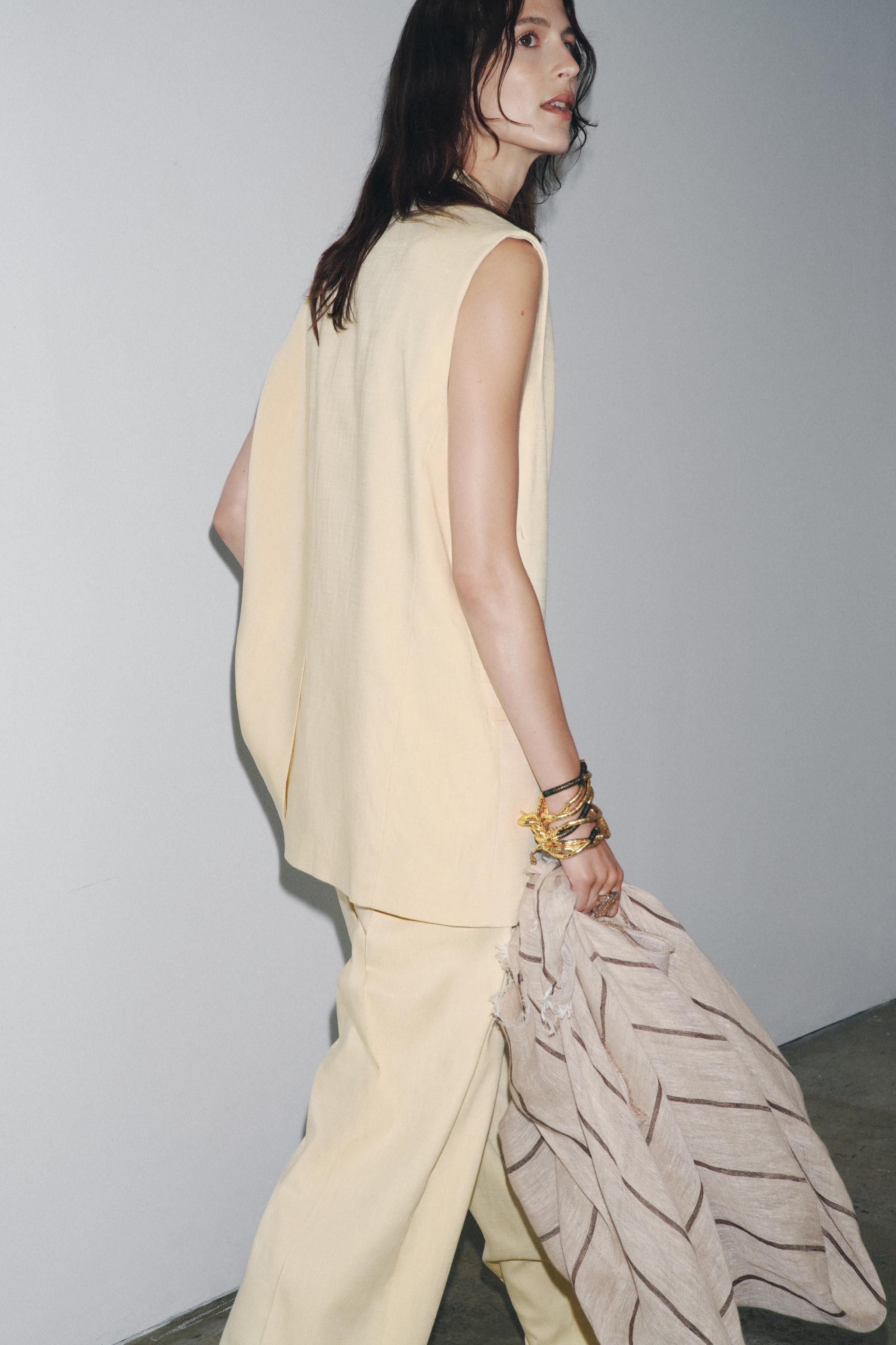 ZW COLLECTION WIDE LEG PLEATED PANTS | Zara US