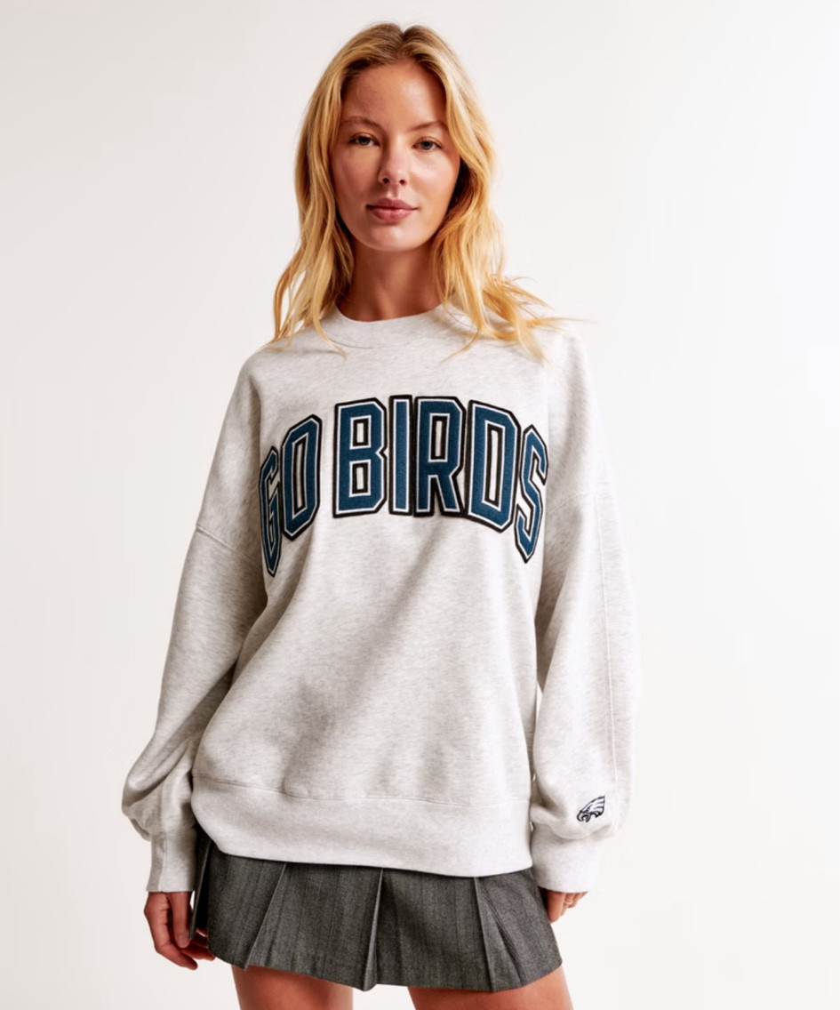 The cutest football hoodie 

#LTKHoliday #LTKSaleAlert #LTKFindsUnder100