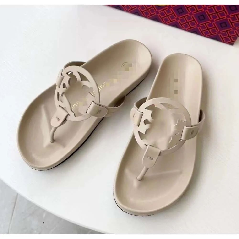 Designer Sandal Travel Large Size Summer Cool Slippers For Womens Summer Outwear Flat Bottom Beac... | DHGate