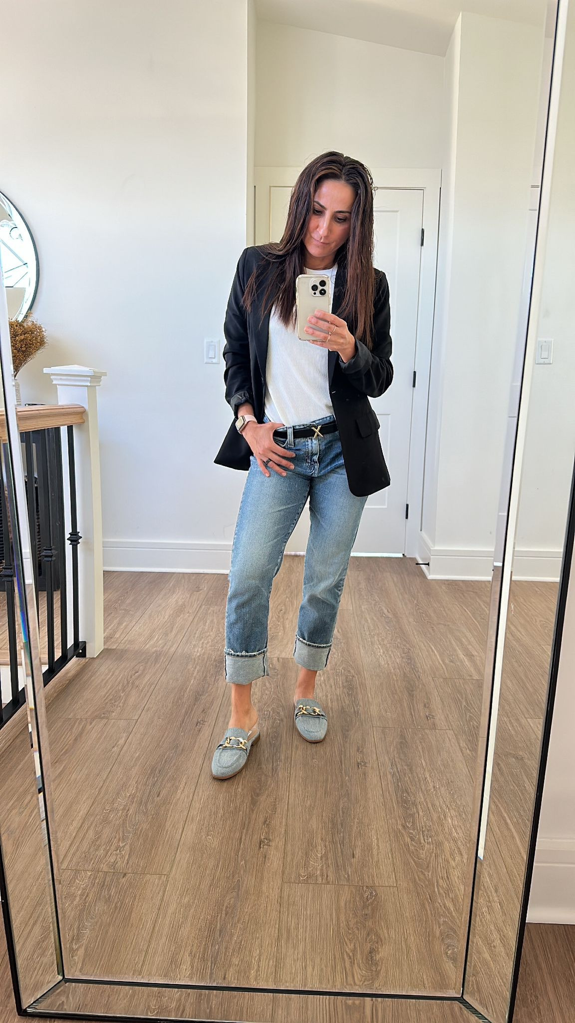 Viernes de acumular logros. Acumulando kms para mi 10K

Cual es tu logro de la semana? 

Shirt: small
Pants: 25
Blazer:  small (Amazon deal)
Estatura 5’ 2’
Peso 118lbs

#LTKworkwear #LTKHolidaySale #LTKsalealert