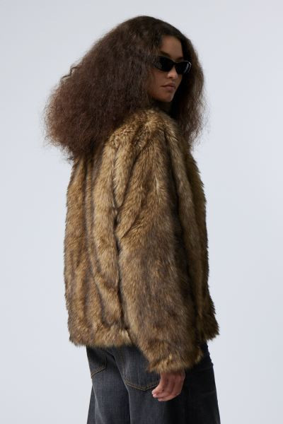 Alice Faux Fur Jacket | H&M (UK, MY, IN, SG, PH, TW, HK)