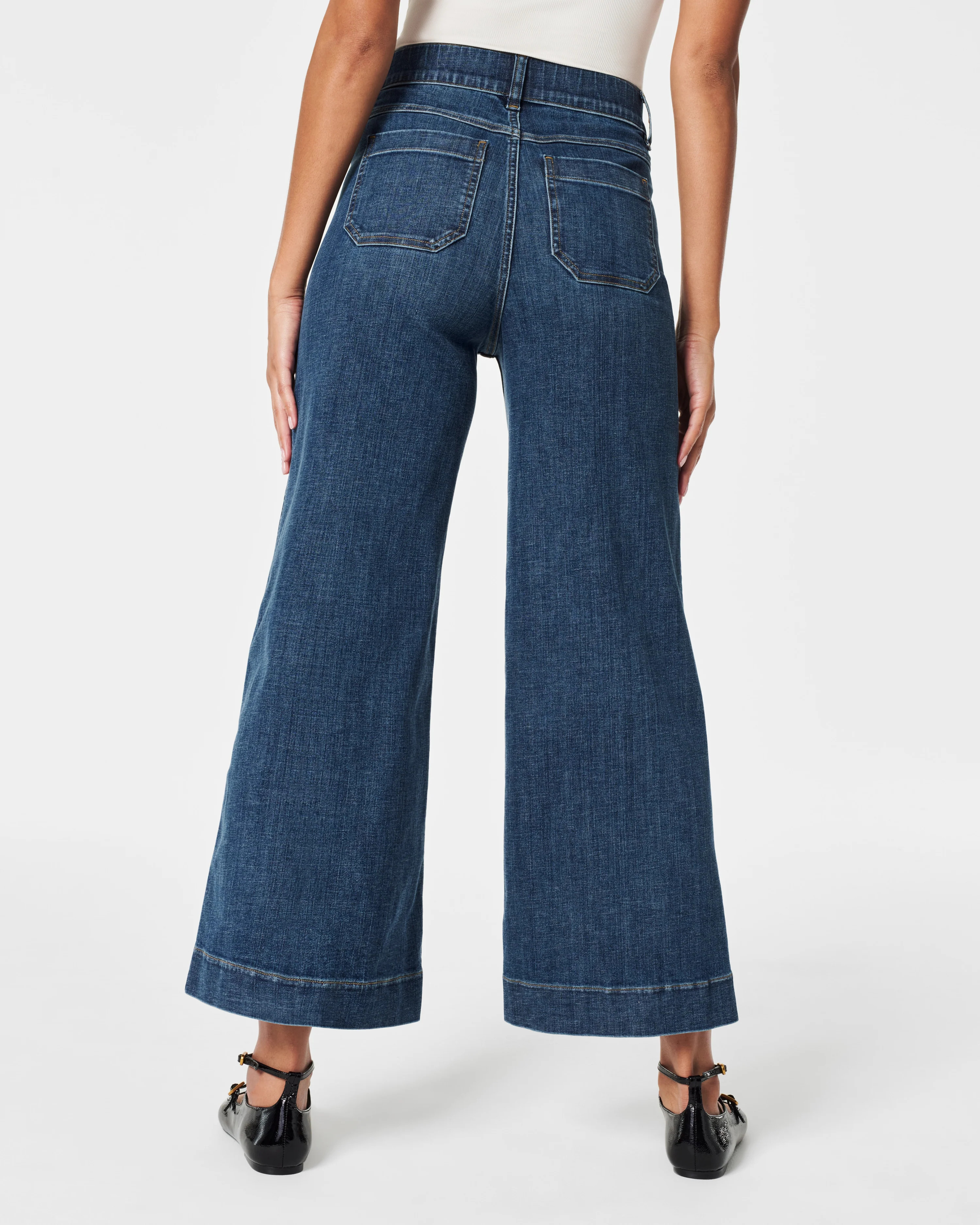 Cropped Wide Leg Shaping Jeans with Patch Pockets & Tummy Control | SPANX | Spanx