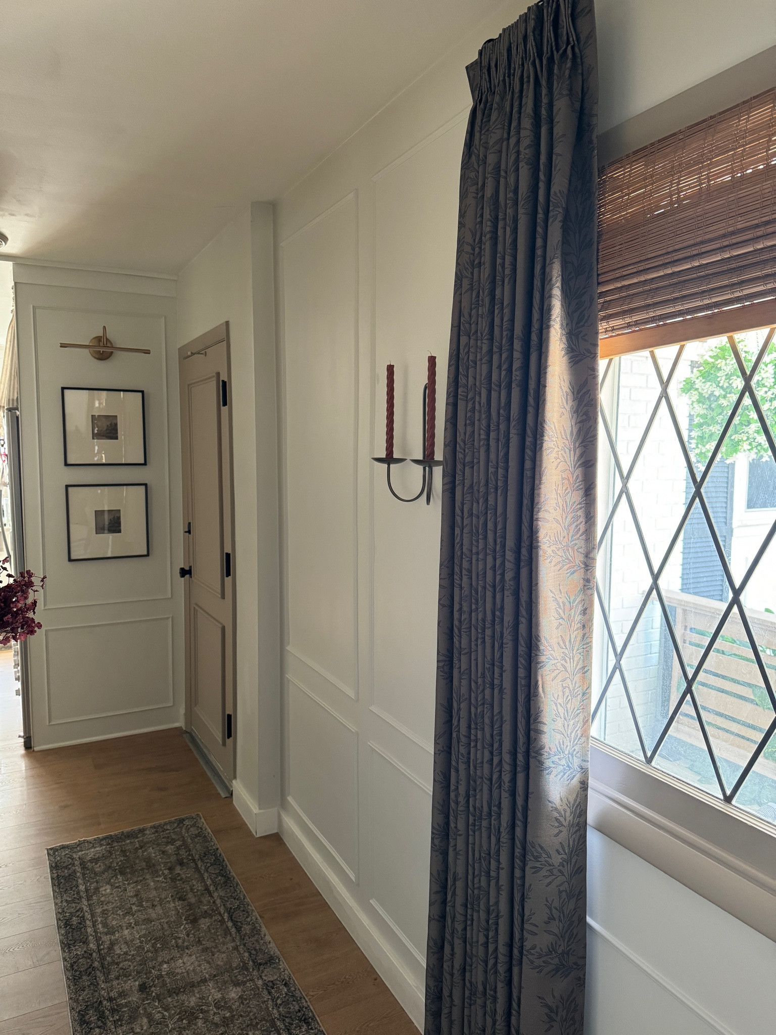 My favorite picture frame molding! 

#LTKHome