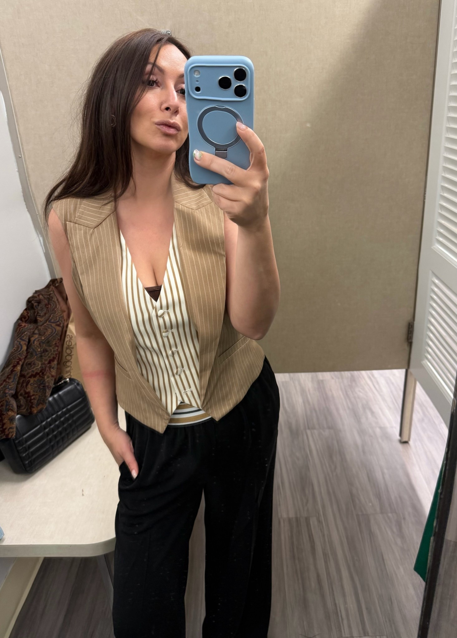 I didn’t get this top but now I am really having second thought! Should I go back for it? 

#LTKSaleAlert #LTKMidsize