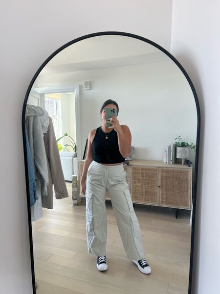 I found the most flattering cargo pants from Abercrombie 20% off (extra 15% using “springaf). Love the way these fit. They have elastic in the waist so they are really really comfortable. True to size, I’m wearing a 29 short! 

#LTKstyletip #LTKFind #LTKsalealert