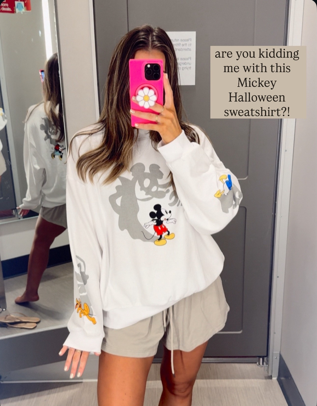 Sooooo cute!!!
Disney moms
Mickeys not so scary Halloween party 