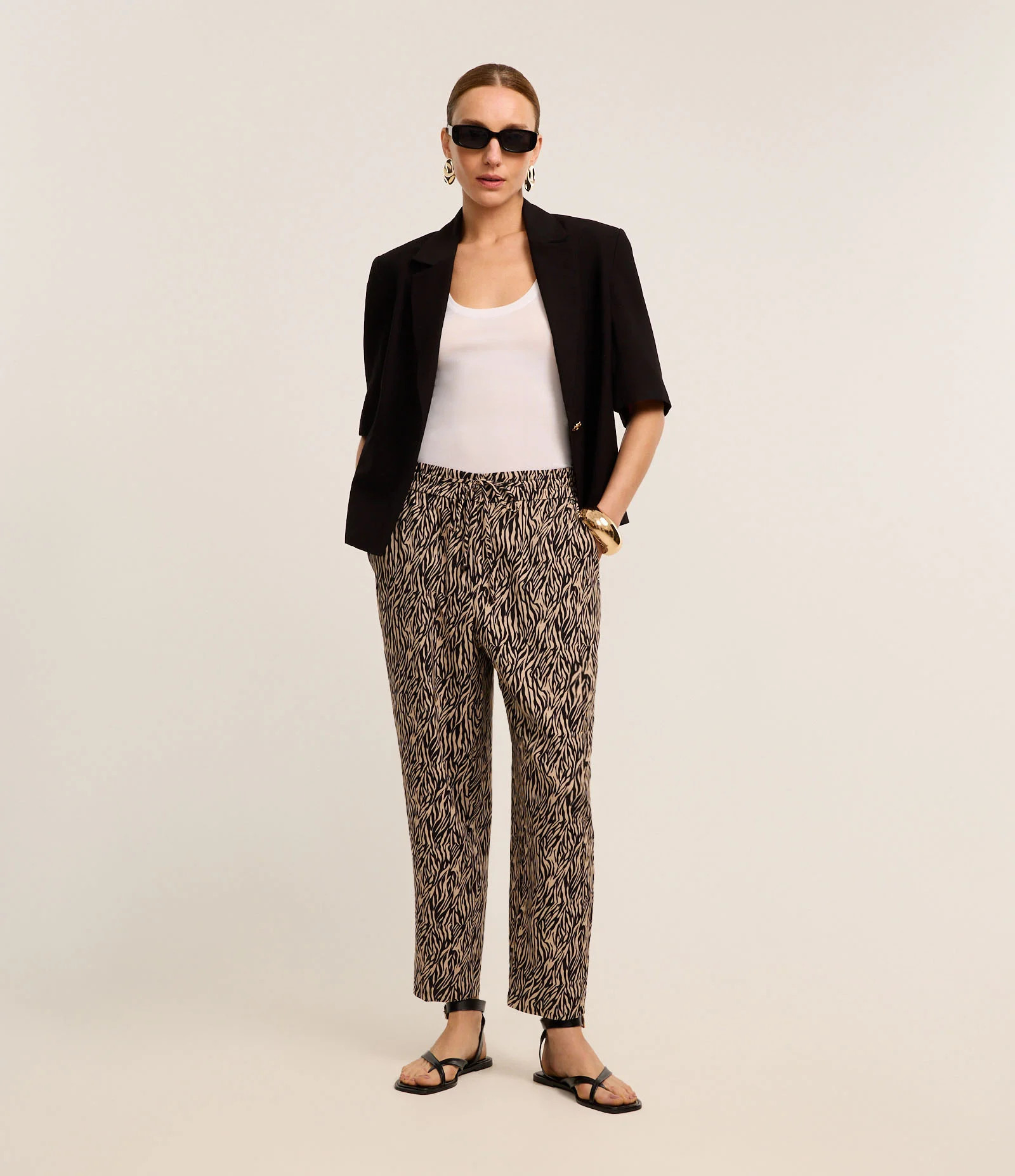 Calça Fluída em Crepe Estampa Animal Print Zebra Preto - Lojas Renner | Renner (BR)