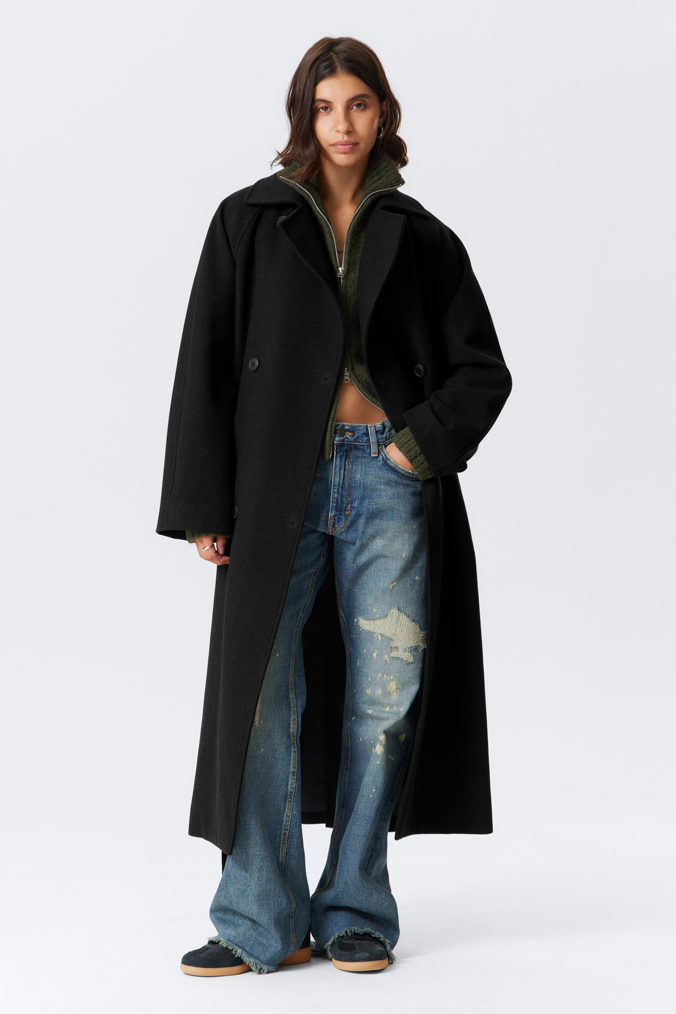Kia Zweireihiger Oversize-Mantel aus Wollmischung | H&M (DE, AT, CH, NL, FI)