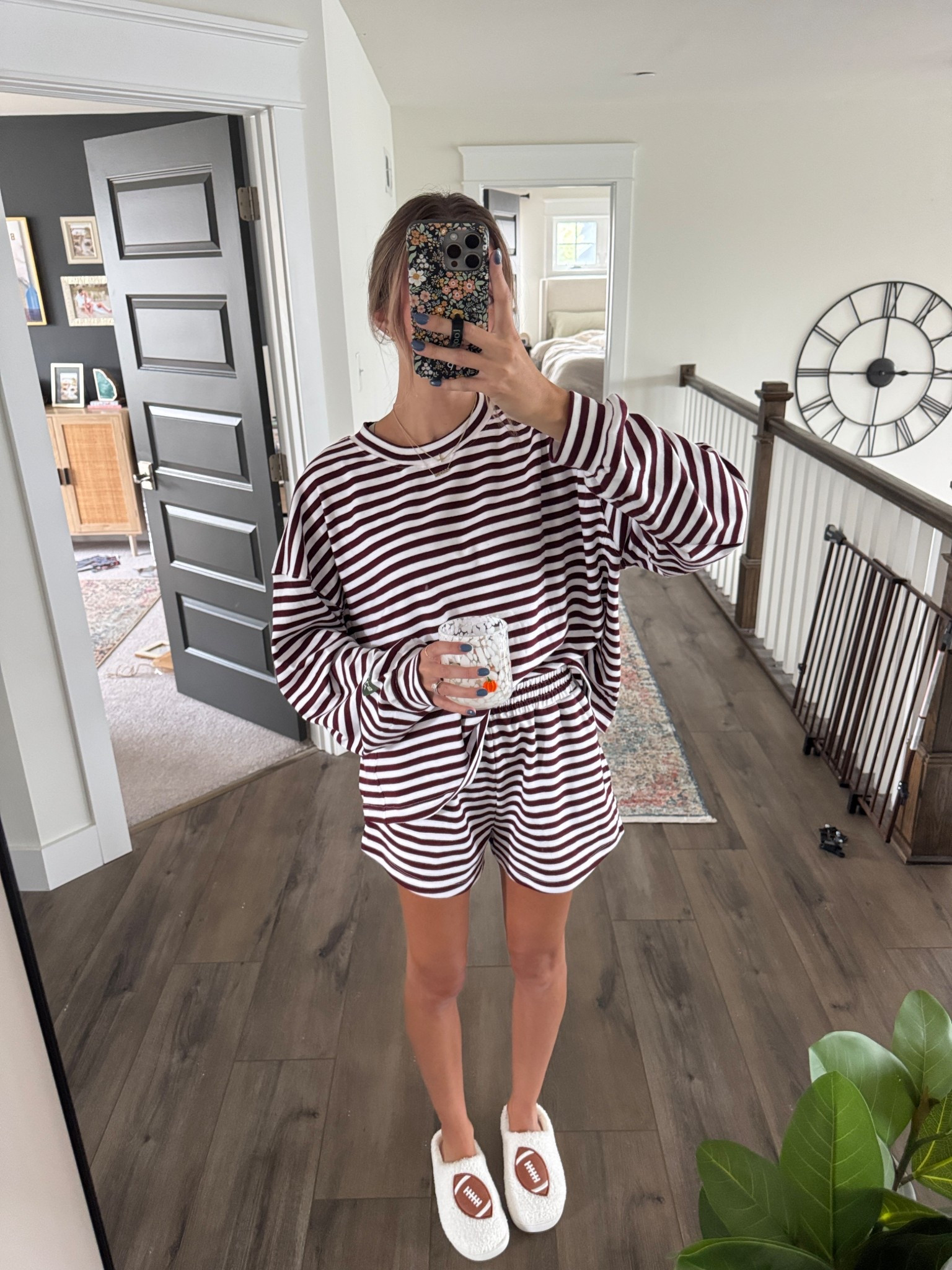 Wearing a M/L in top and XS/S in bottoms 

#LTKFindsUnder100 #LTKStyleTip
