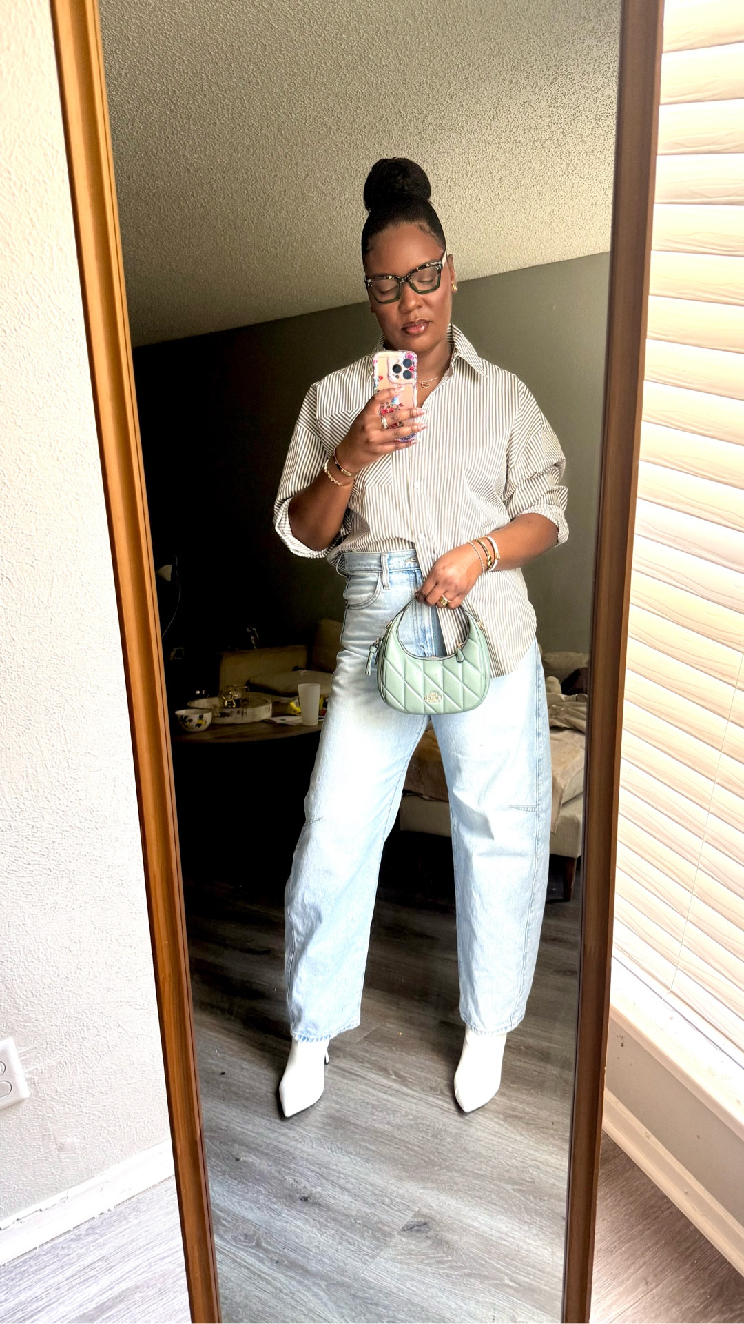 What yo wear a cute and casual look 
Day date outfit , casual outfit , spring outfit , 

#LTKWorkwear #LTKootd #LTKgrwm