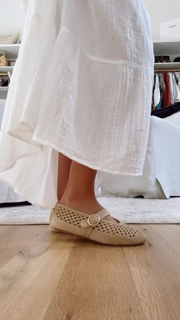 Love these woven ballet flats! They are a Target new arrival!

Loverly Grey, fall shoes, neutral ballet flats 

#LTKShoeCrush #LTKSeasonal