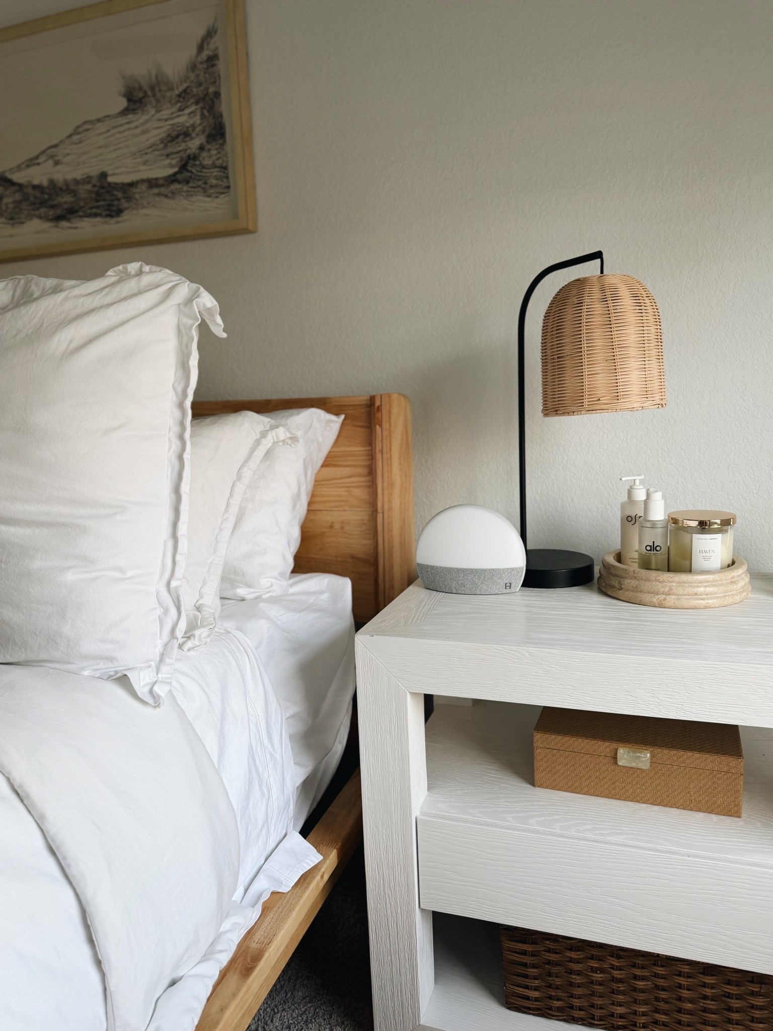 keeping clutter low this year 

#LTKHome #LTKdayinmylife #LTKmorningroutine