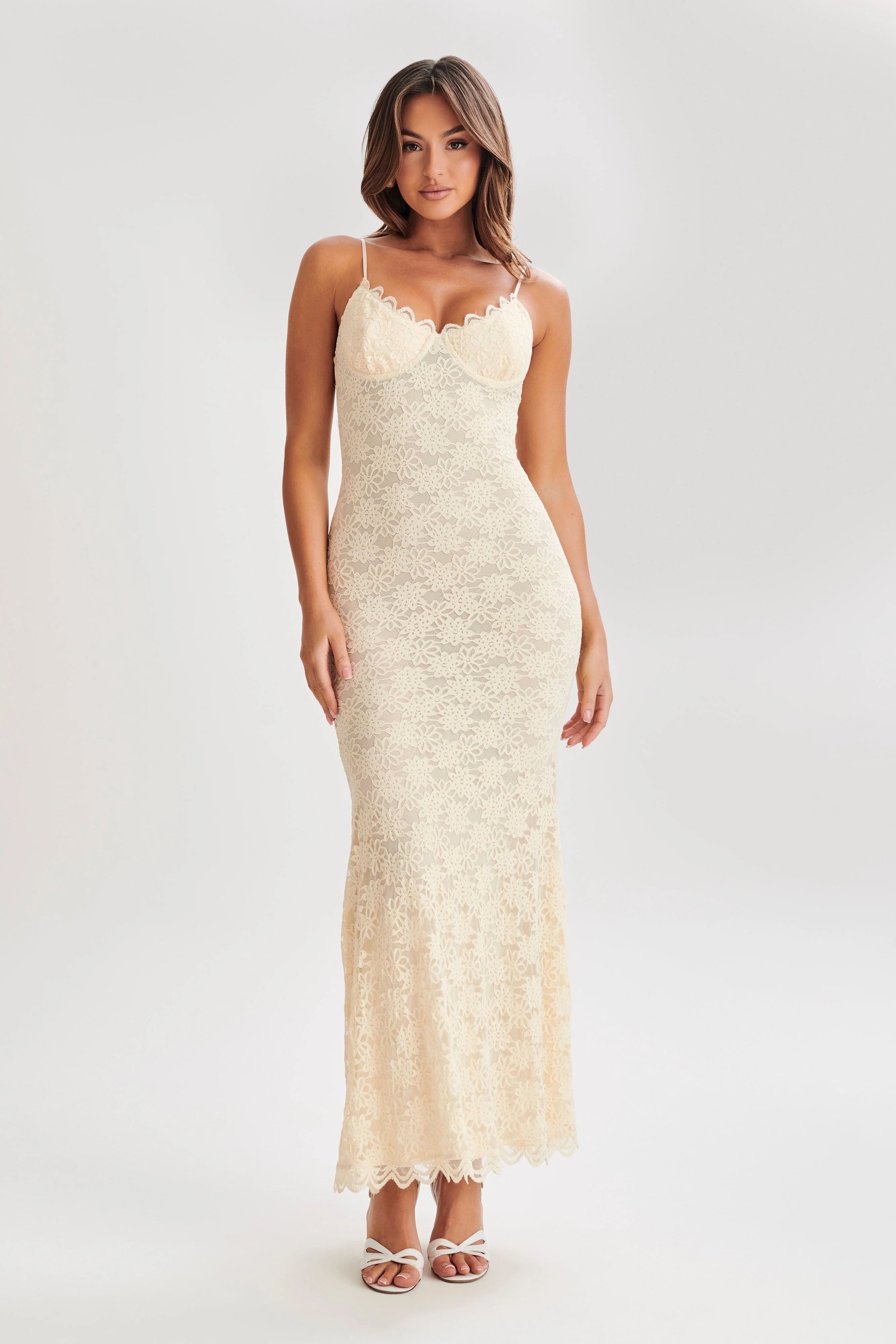 Joelle Lace Cupped Maxi Dress - Ivory | MESHKI US