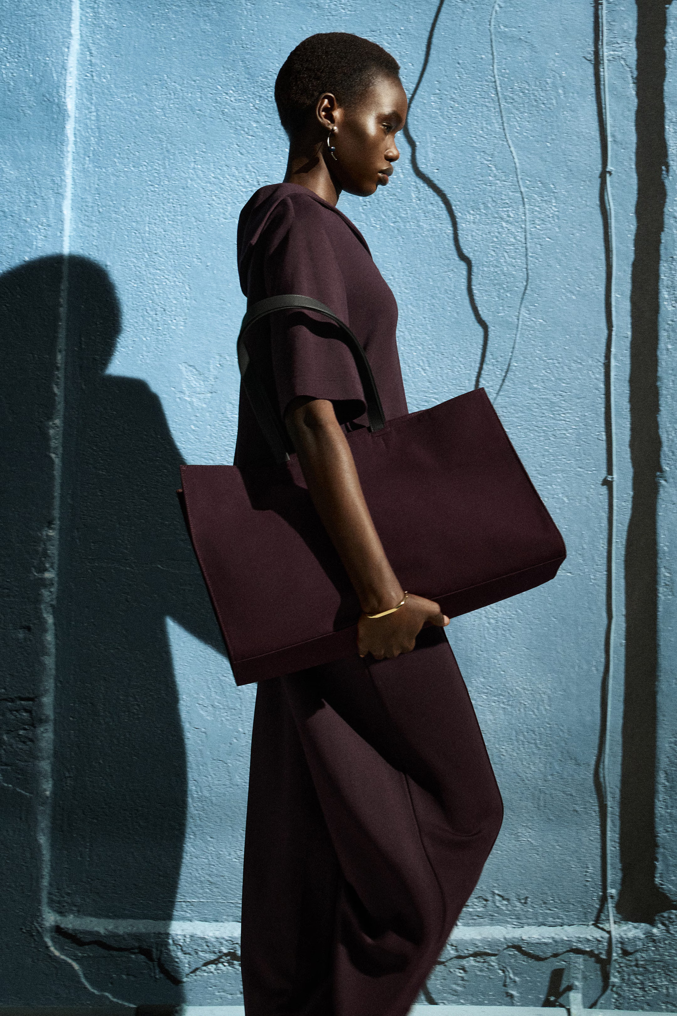 GALLERY TOTE BAG - CANVAS - PLUM | COS AU | COS (AU)