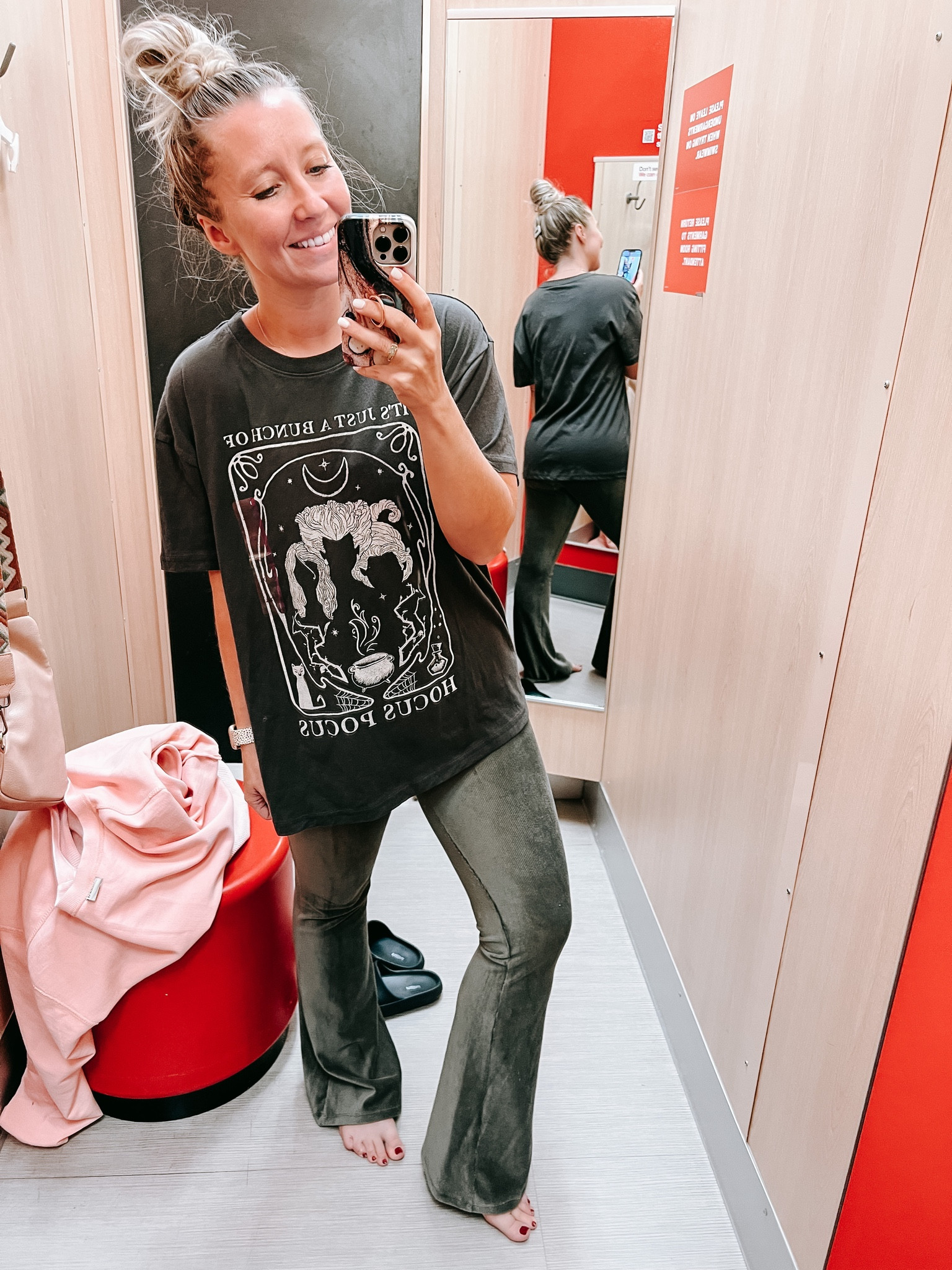 My hocus pocus tee is on sale and will arrive by Halloween! And these ribbed flares are 🤌🏼 runnn!!

#LTKSeasonal #LTKHalloween #LTKsalealert