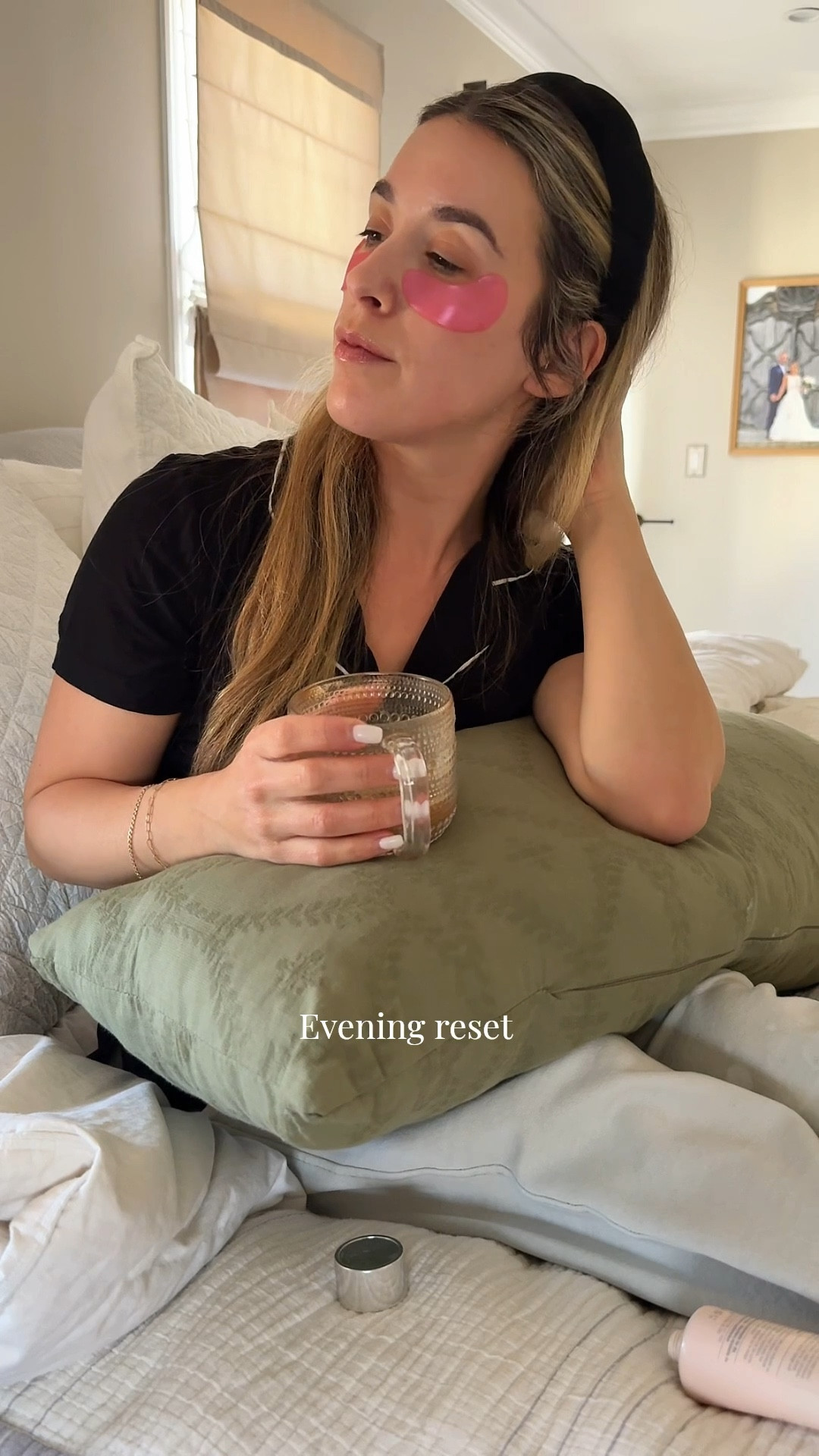 Evening reset with a few classics 

• beauty 
• skincare ritual
• overnight face mask 
• clear skin 
• glowy skin 
• nighttime routine 


#LTKPetite #LTKBeauty #LTKselfcare