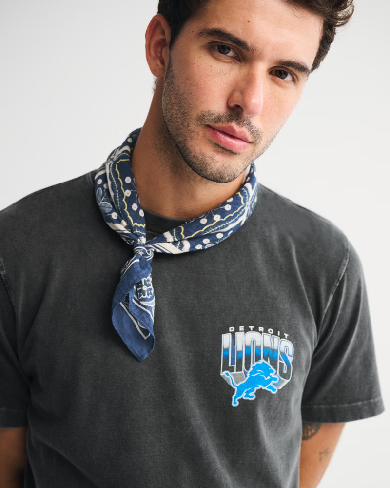 Detroit Lions Vintage-Inspired Graphic Tee | Abercrombie & Fitch (US)