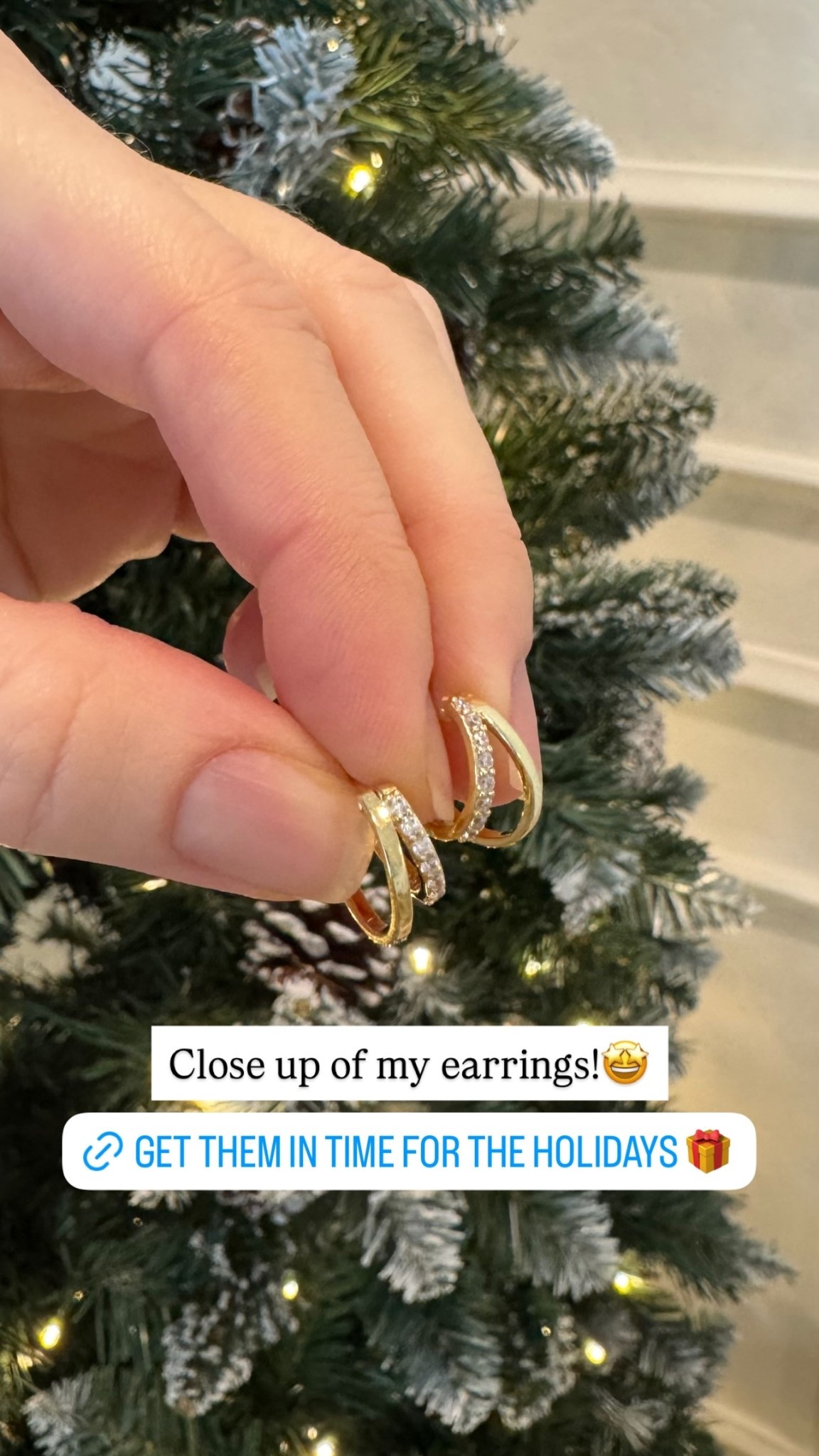 Close up of my earrings!🤩 