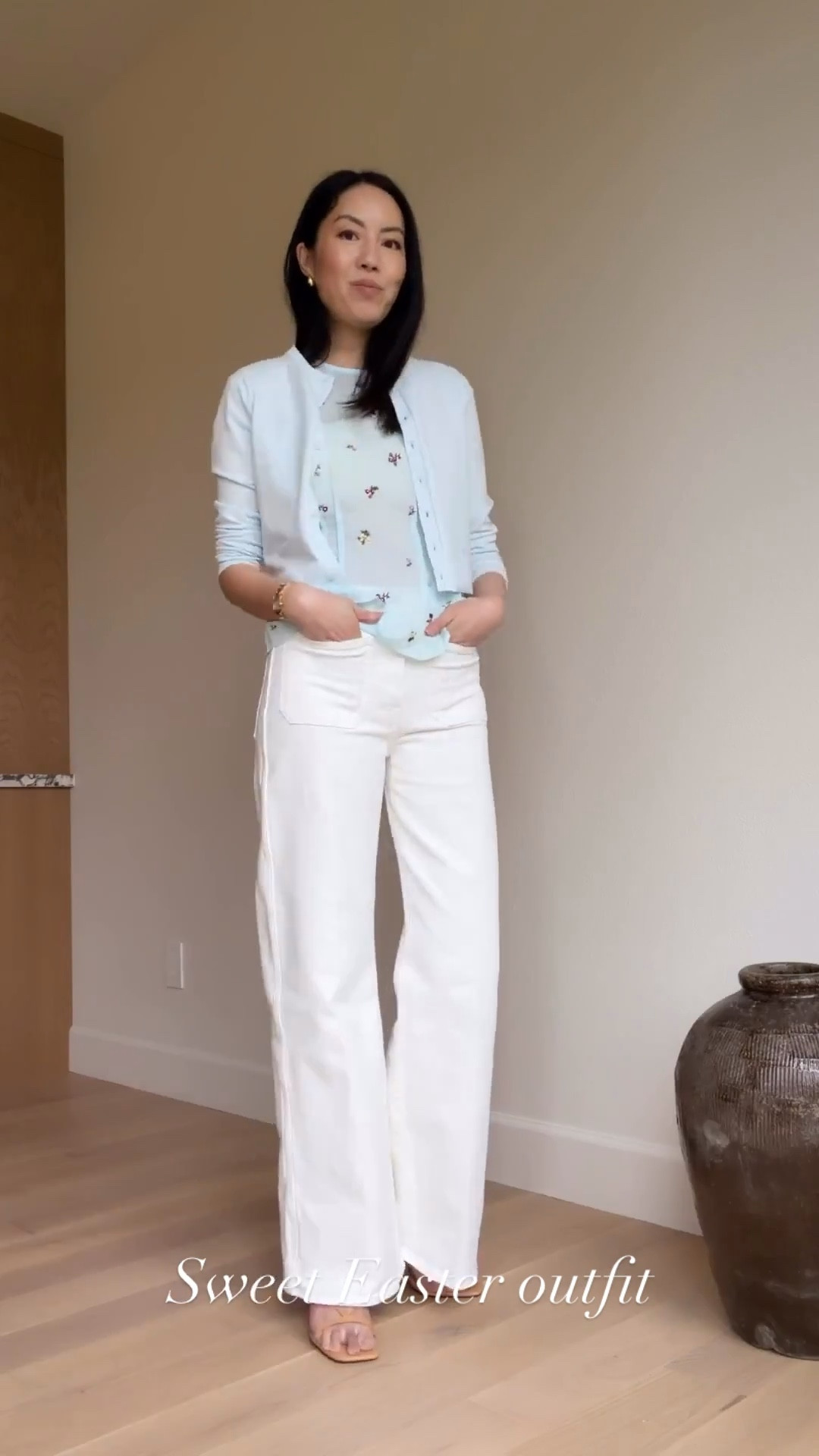 Casual Easter Outfit

I’m wearing a 6 in the top, Small in the cardigan and 27 in the jeans. 

#classicstyle
#whitepants
#Easteroutfit
#springstyle
#summertop

#LTKSaleAlert #LTKSeasonal #LTKootd
