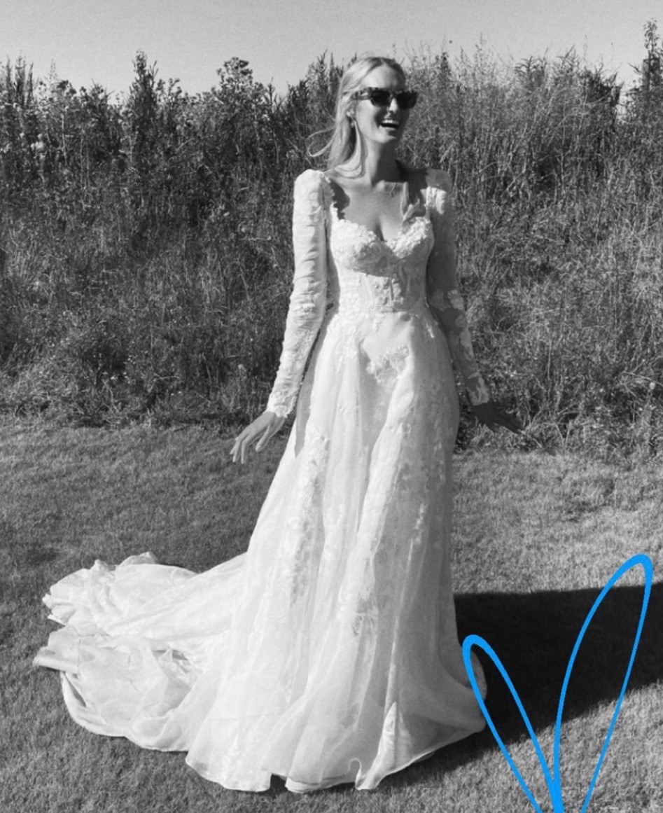 My Wedding Sunglasses look 🕶🤍💍 #bride #wedding #bridetobe #bridelook 
