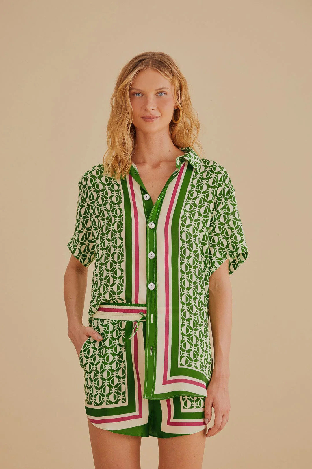 Green Pineapple Scarf Shorts | FarmRio (US)