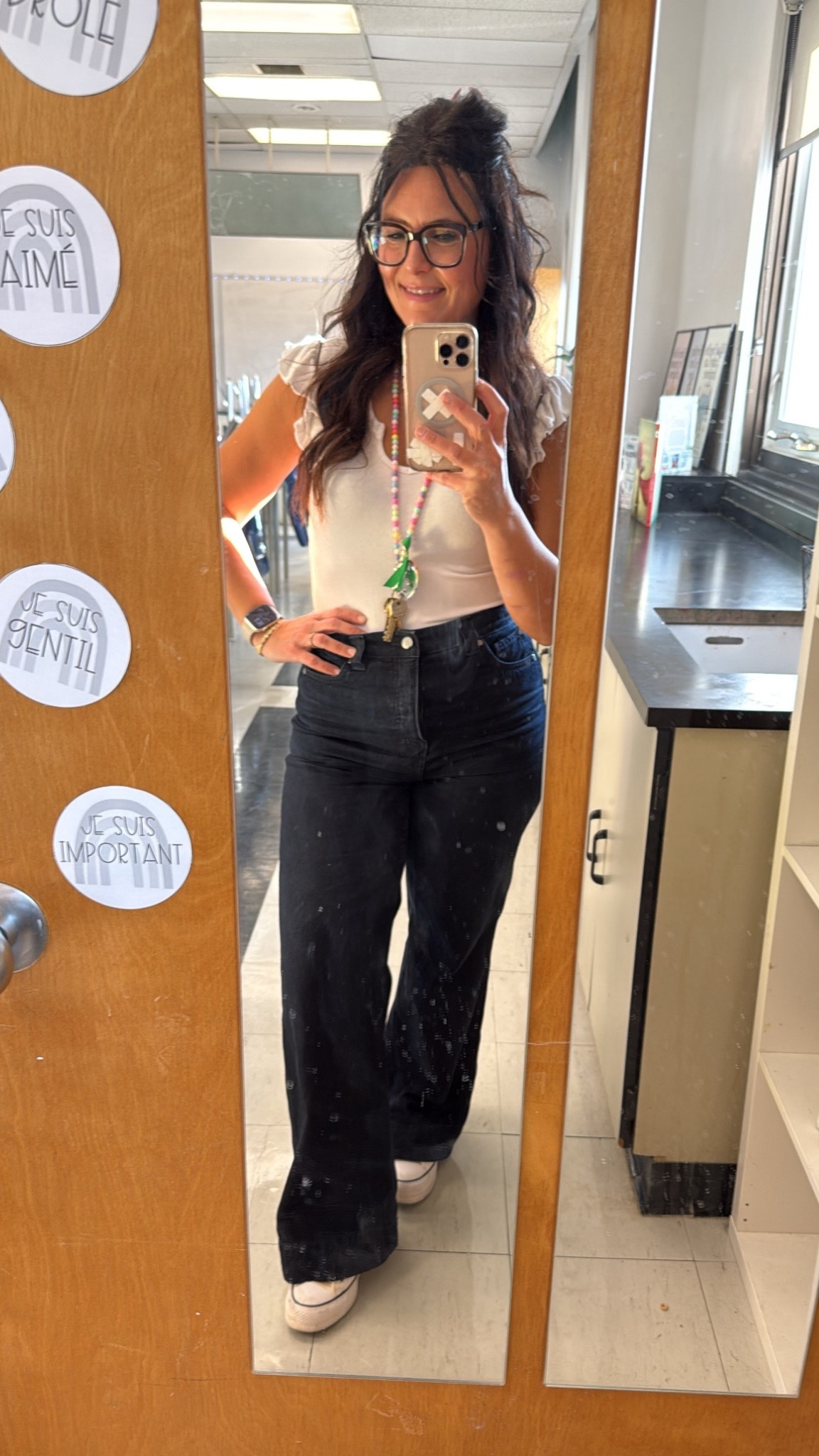 …a little too much teaching and momming so this was the quick fit and look of the day!   Love the comfy jeans from dynamite.  Lots of room around the mid section.  As always, for makeup…flawless filter, winky lux brow pencil, makeup by Mario blush stick, mascara and go!



#LTKStyleTip #LTKWorkwear #LTKBeauty